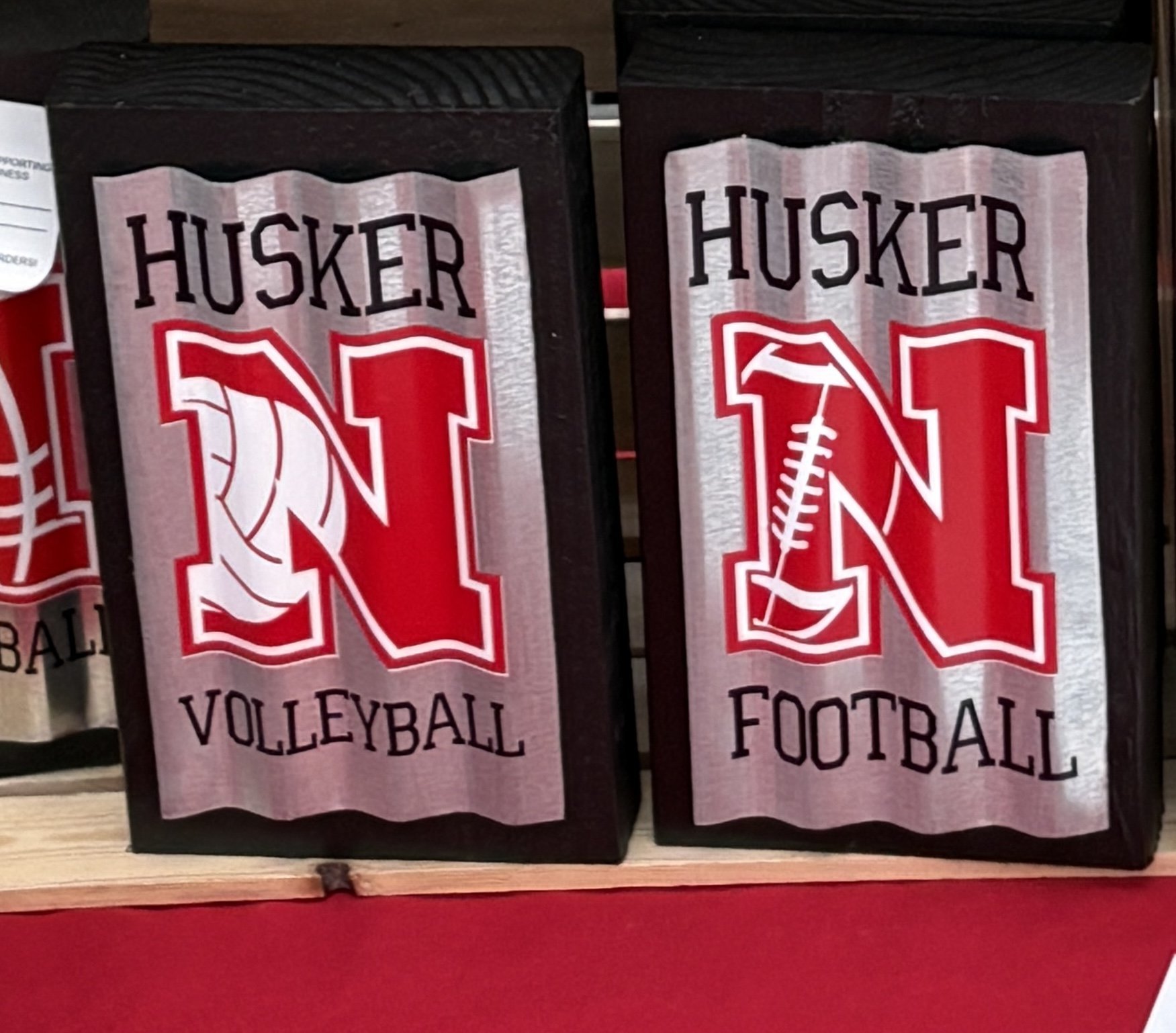 Huskers 9" Block
