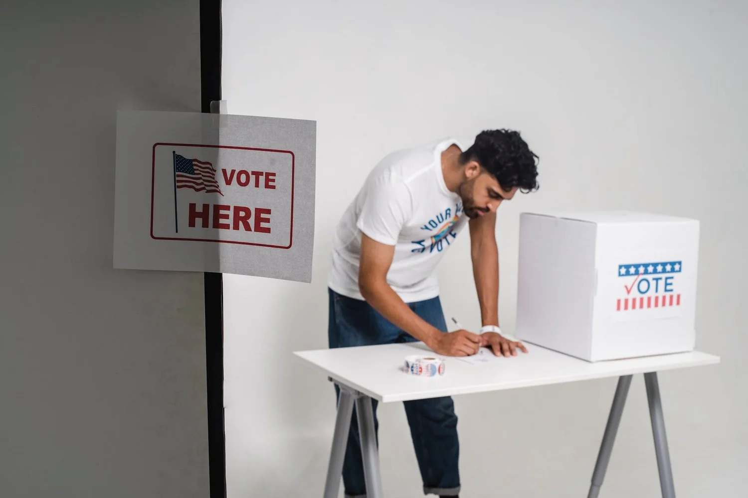 We here at Createscape Coworking want to use this opportunity to remind you to vote and offer some helpful information about registering and polling locations nearby.