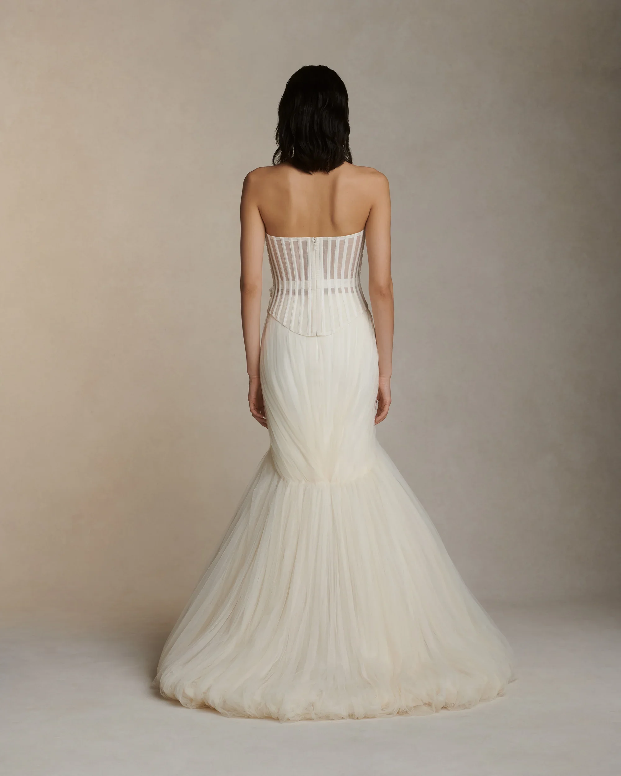 DF_MILO_JACQUELINE_BACK_EDITcopy.webp