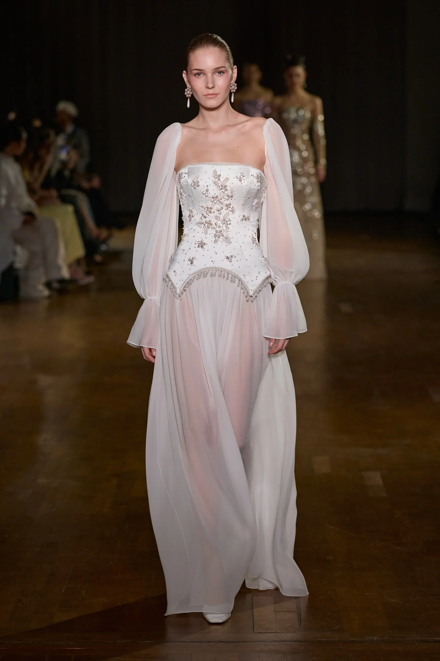 Hobeika_fw26_runway_press_46.webp