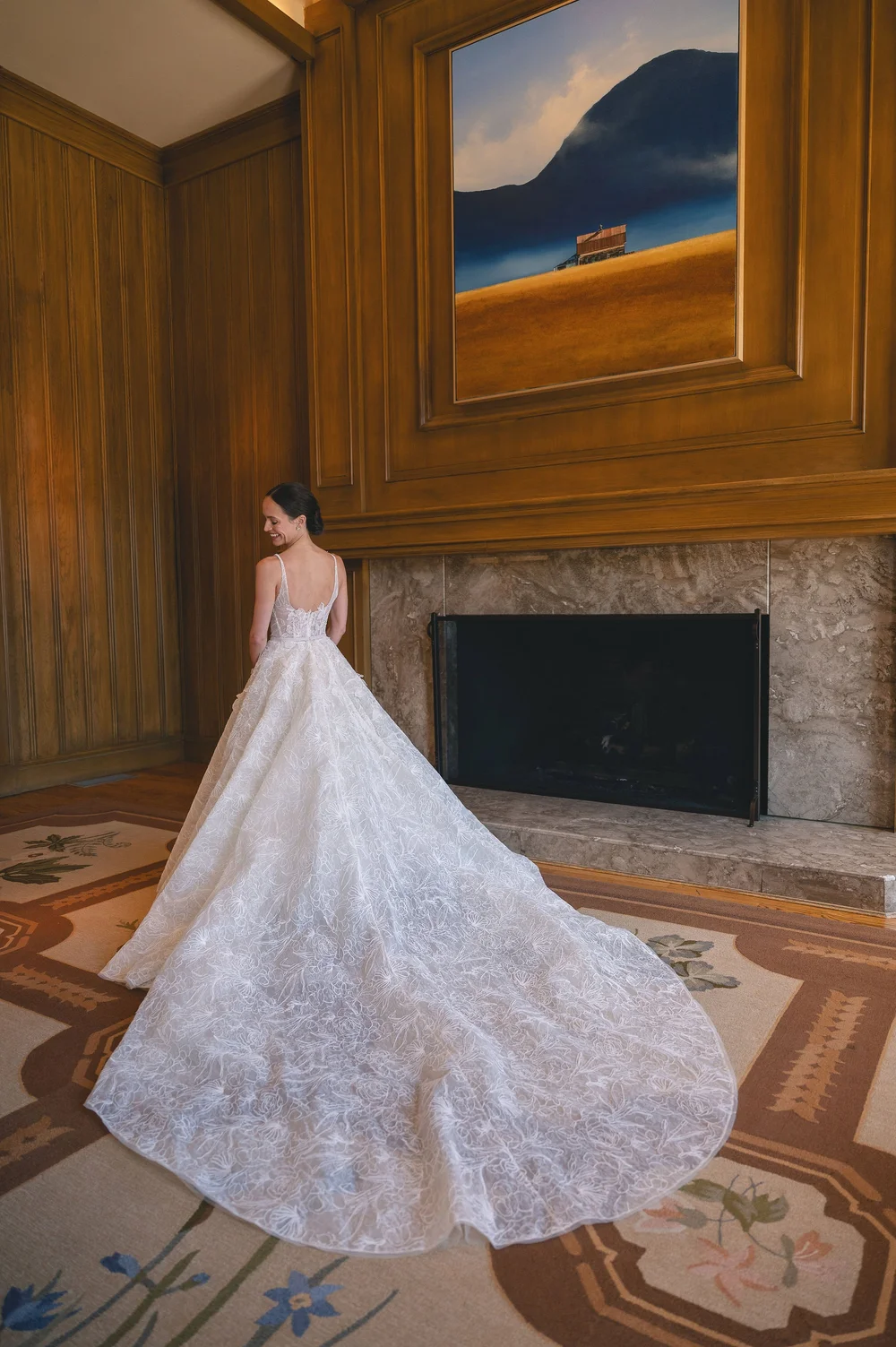 Mira Zwillinger Neva Gown (US 0) Double Happiness Bridal Mira Zwillinger Neva Gown (US 0) Double Happiness Bridal