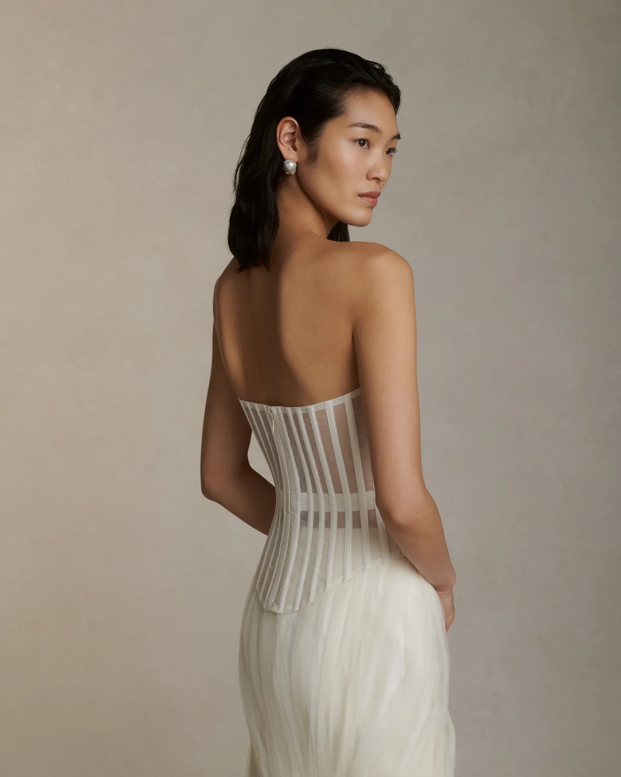 DF_MILO_JACQUELINE_DETAIL_2.webp