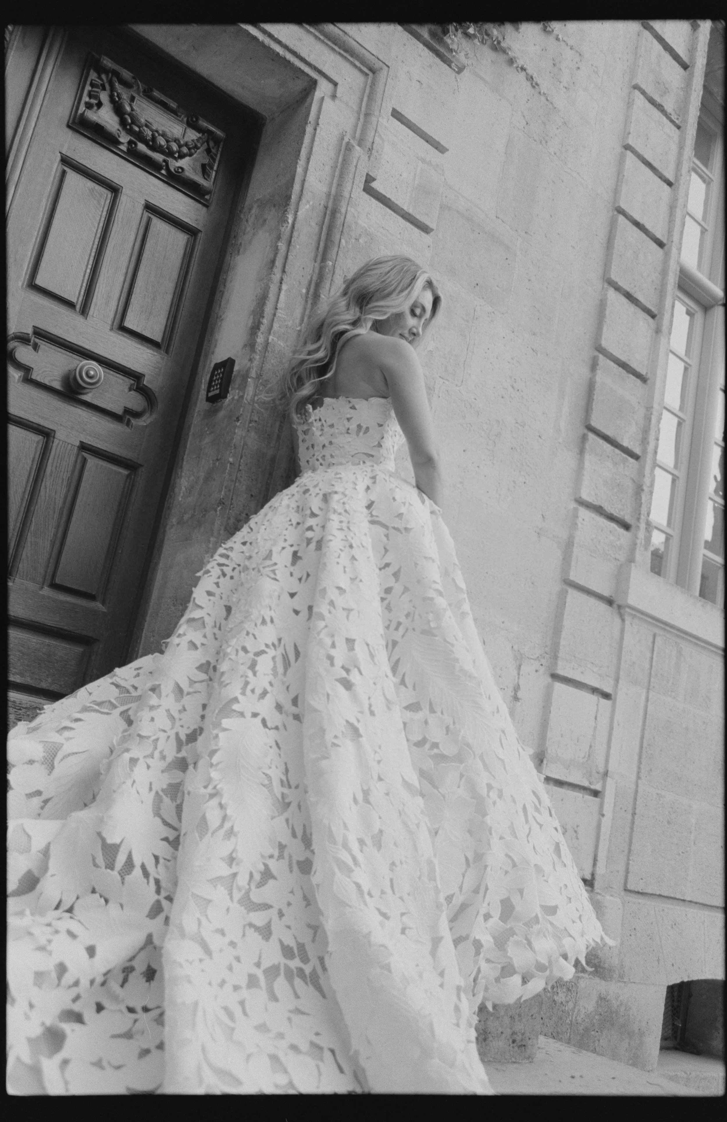 Oscar de la Renta Fall 2024 Look 13 Gown (US 4)