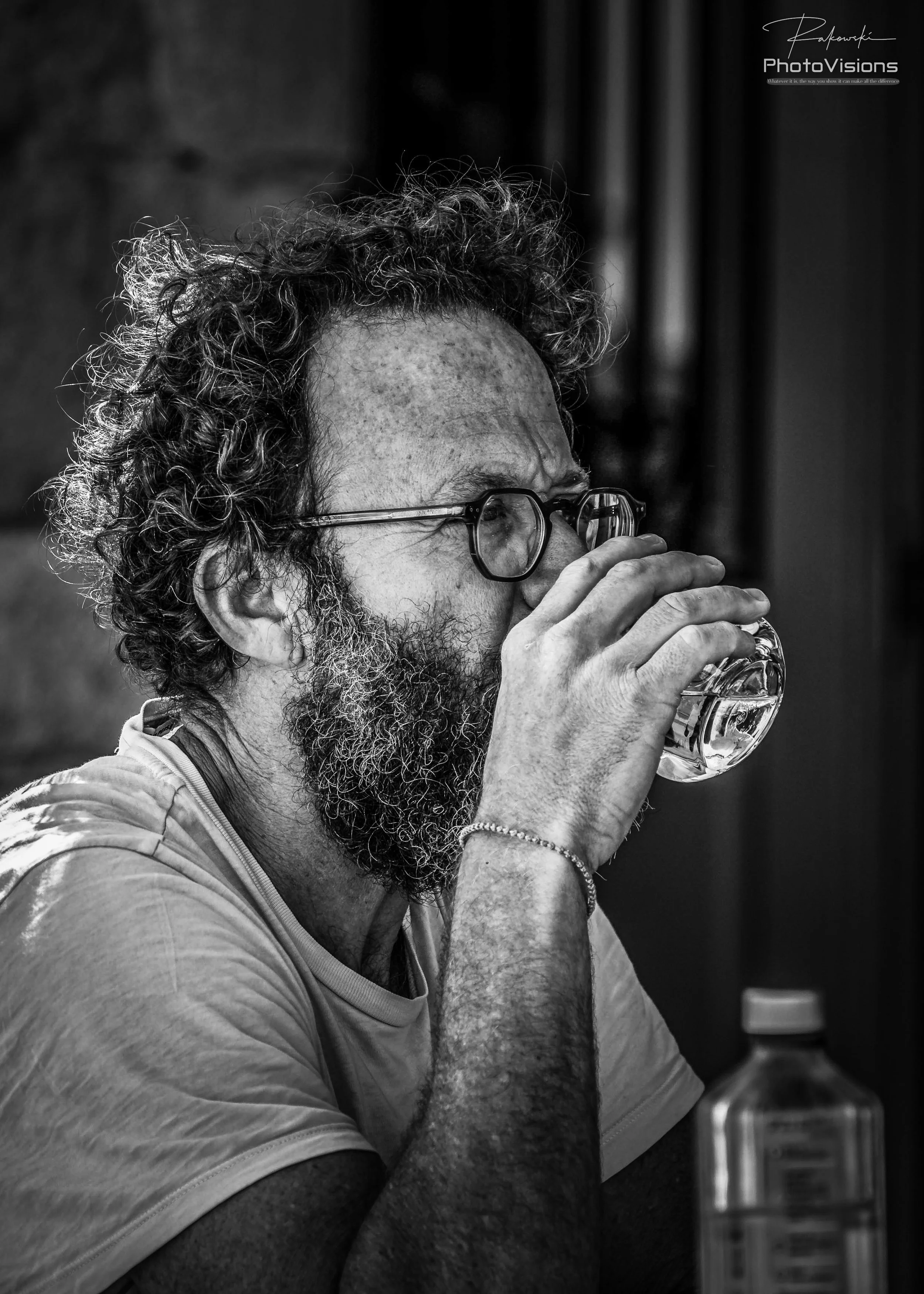 _RPV8841_bw.jpg