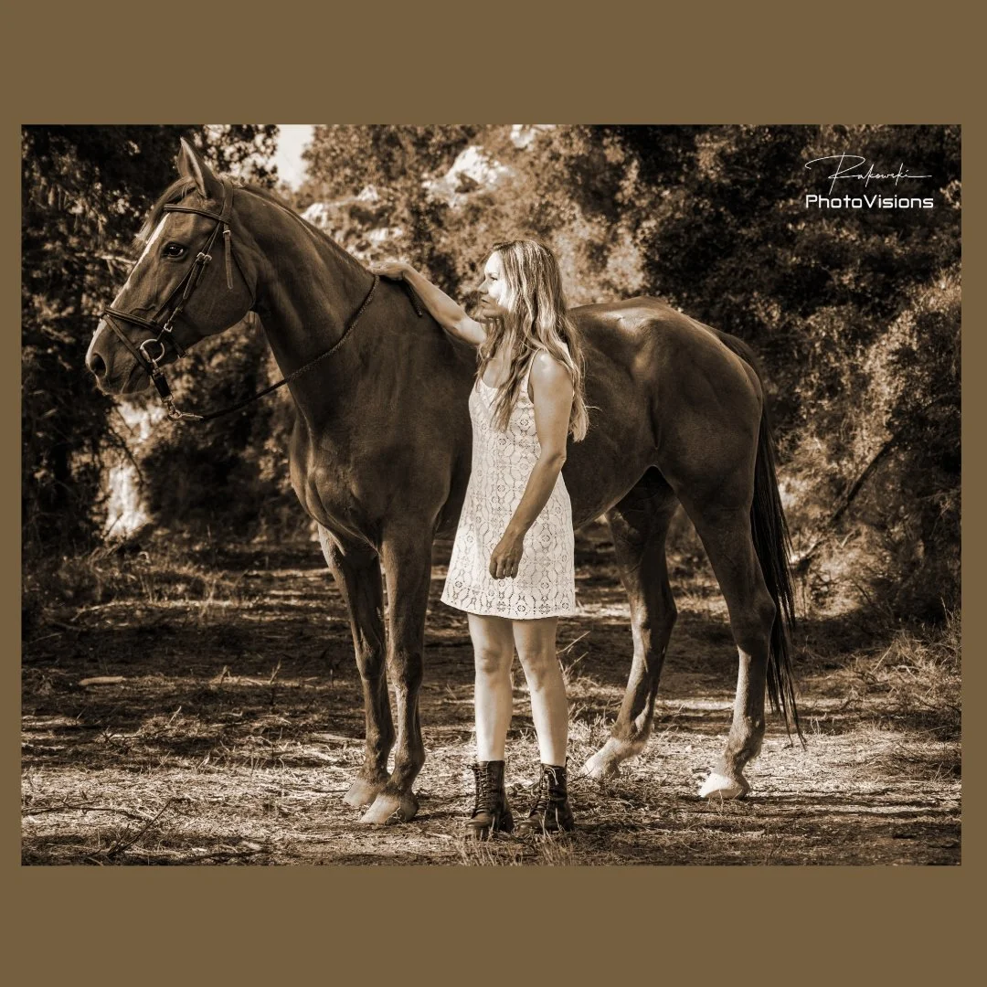 ✨ &quot;In harmony with nature&quot; ✨
with Elli

#EquestrianLife #HorseLovers #InHarmonyWithNature #NatureVibes #EquestrianStyle #HorsePhotography #EquineBeauty #WanderWithHorses #NatureMood #RusticVibes #HorseAndHuman #EquestrianLifestyle #LoveForH