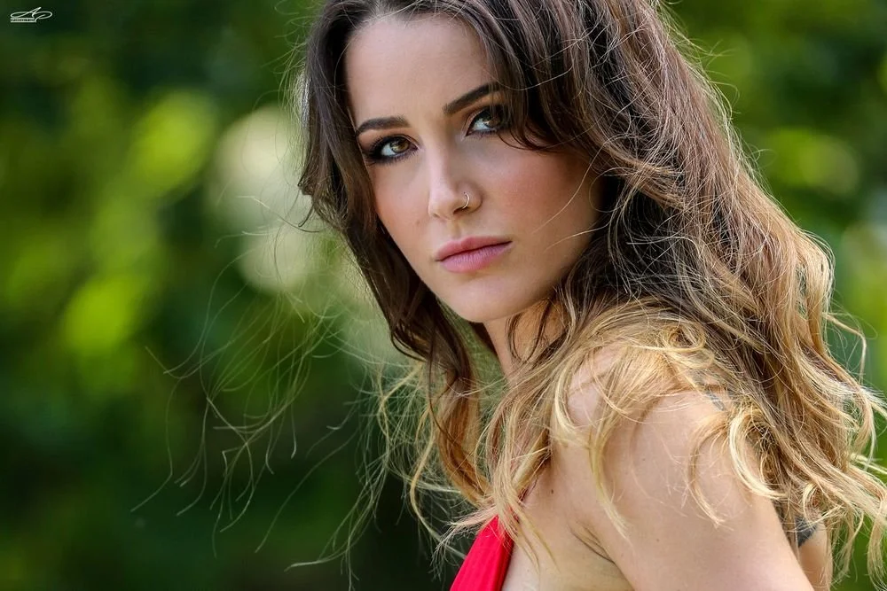 Upcoming - Sadie Gray - photo session