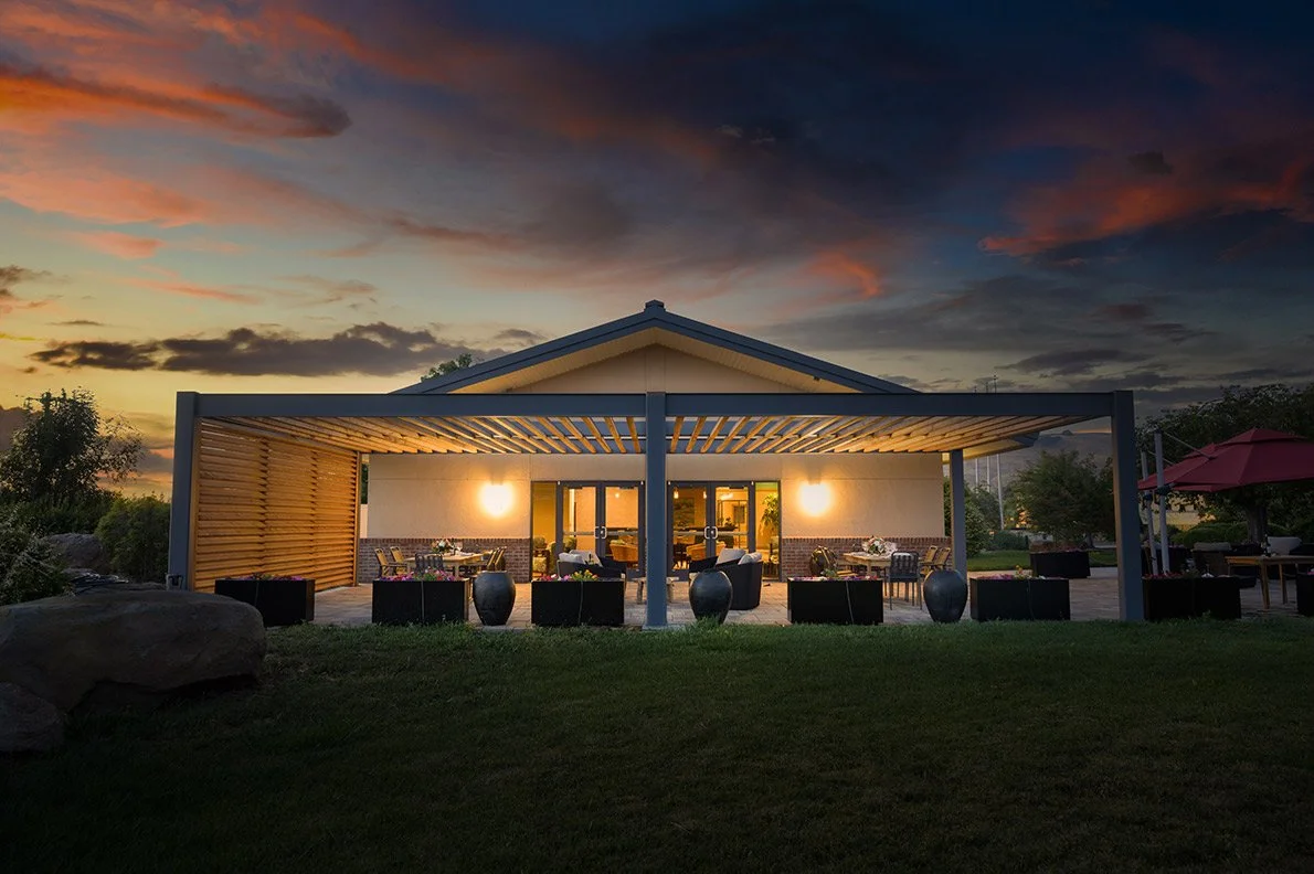 The RD Winery patio at dusk