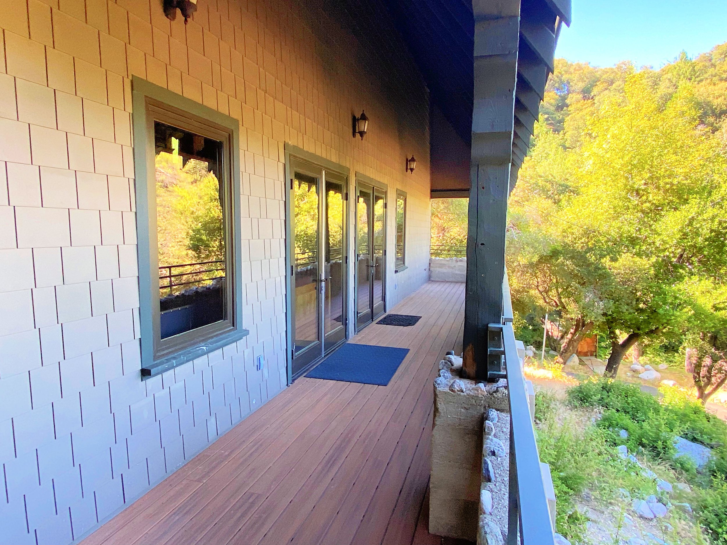 Campbell Lodge Balcony