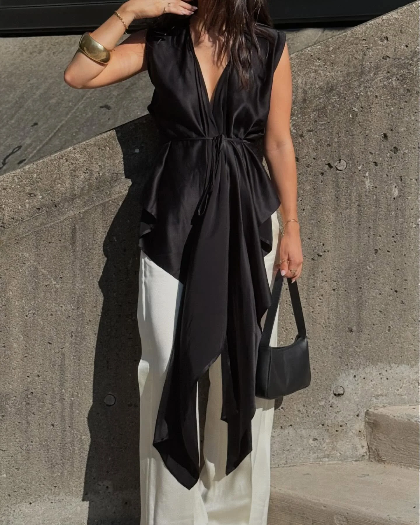 Black, white &amp; lots of sun!!!

#ootd #ootn #outfitoftheday #ootdfashion #dailystyle #whattowear #outfitideas #fashion #summerfashion #summerstyle #summeroutfit #fashioninspo #styleinspo #whatiworetoday #lookoftheday #grwm #minimalfashion