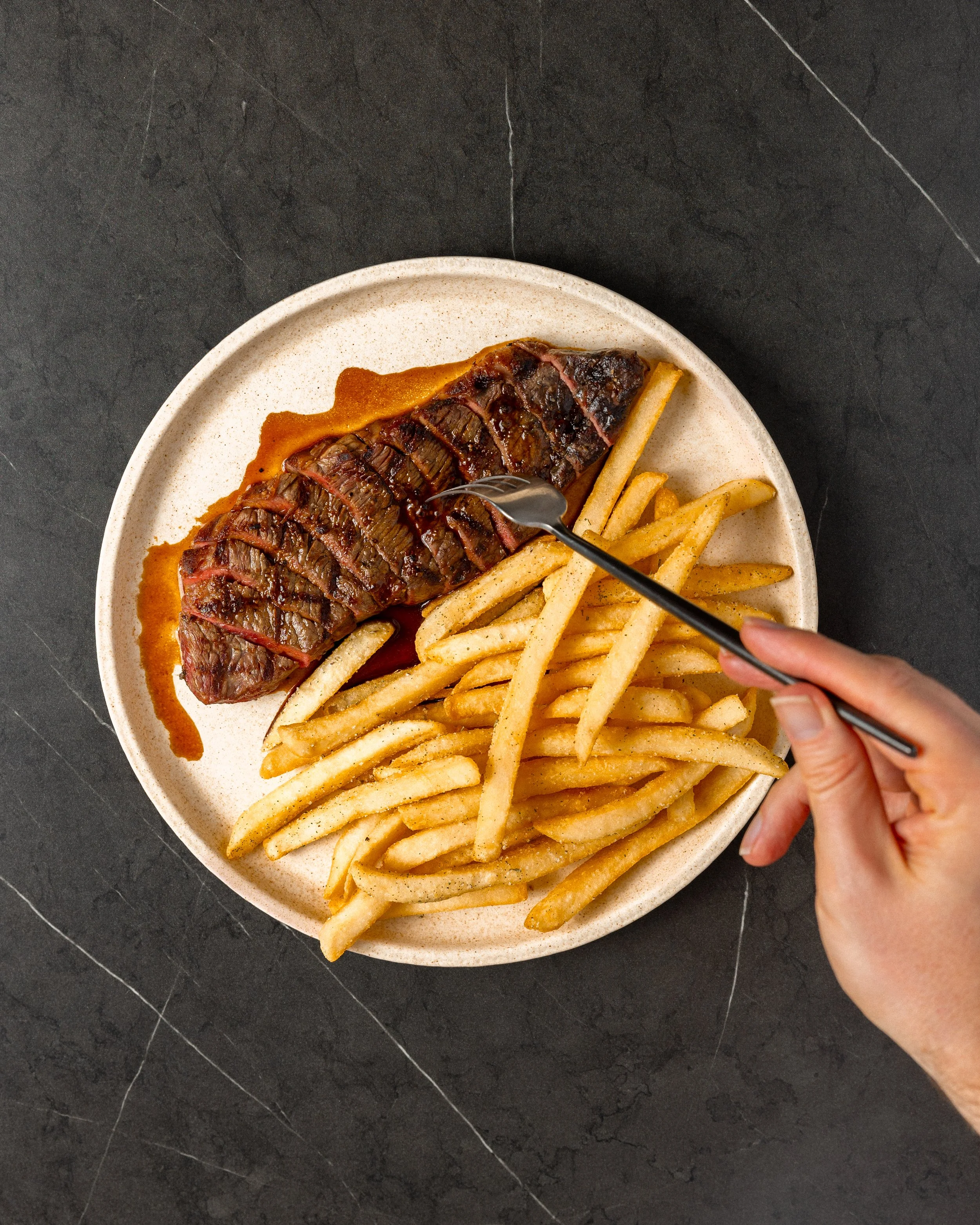 Adelita-June-ContentI4714.CR3 copy.jpg