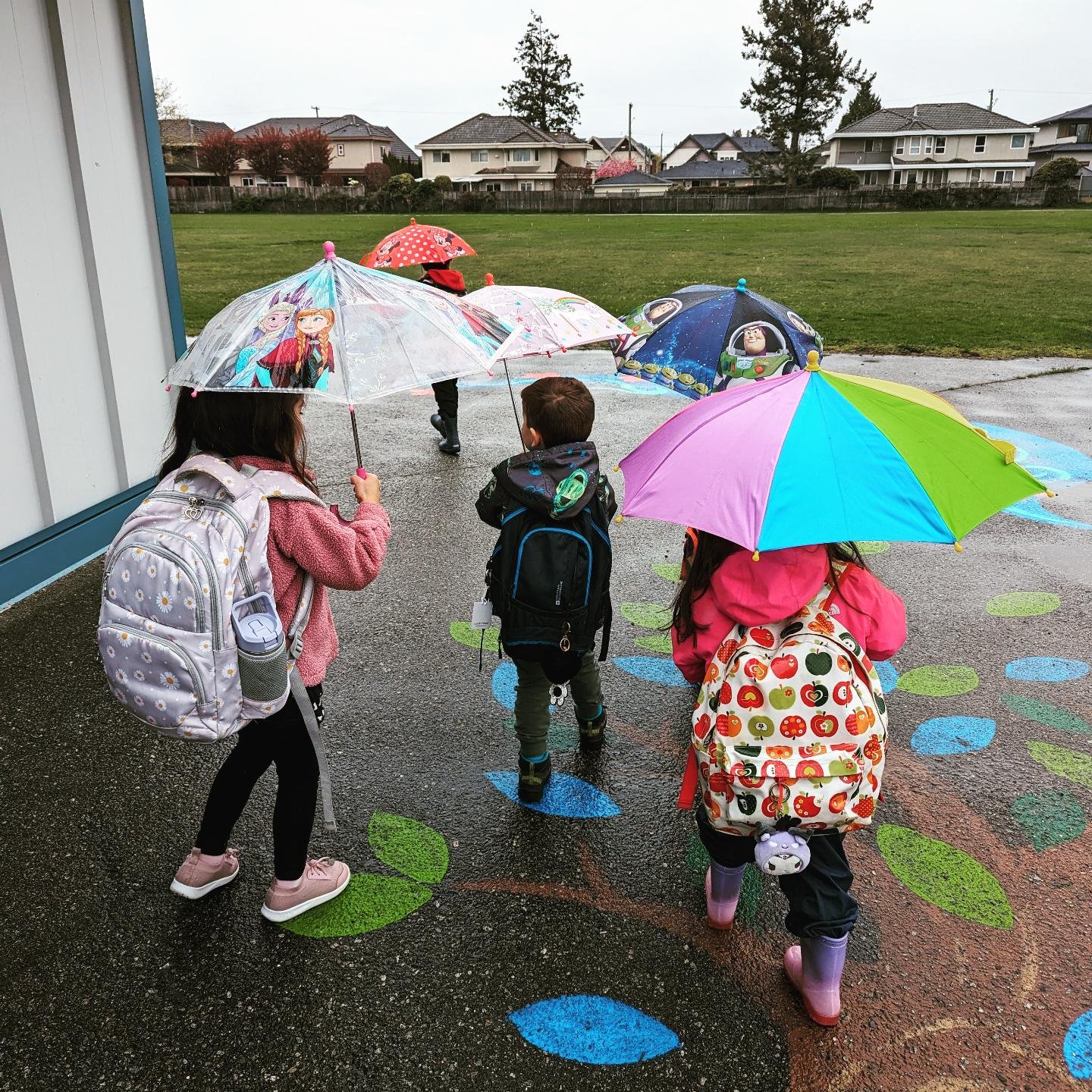 Enjoying our umbrella walk with afternoon ☔ ❤️ 
#playbasedpreschool
