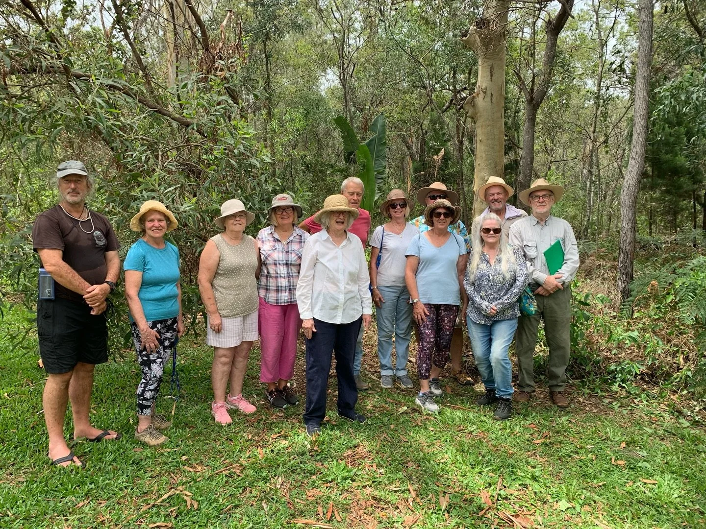 Keen as, and excited about our Melaleuca Wetlands project ! 
👍🌱🏝️
Bushcare volunteers met this morning on Innes Street to check out one the blocks within our Ramsar-listed wetlands that will soon get the attention it needs with environmental weed 