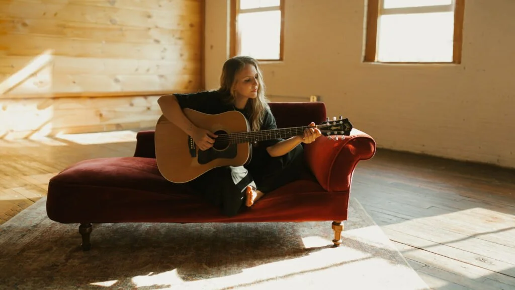 Live Music: Abrielle Scharff