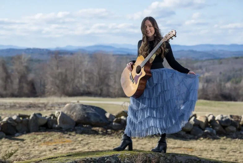 Live Music: Katie Dobbins