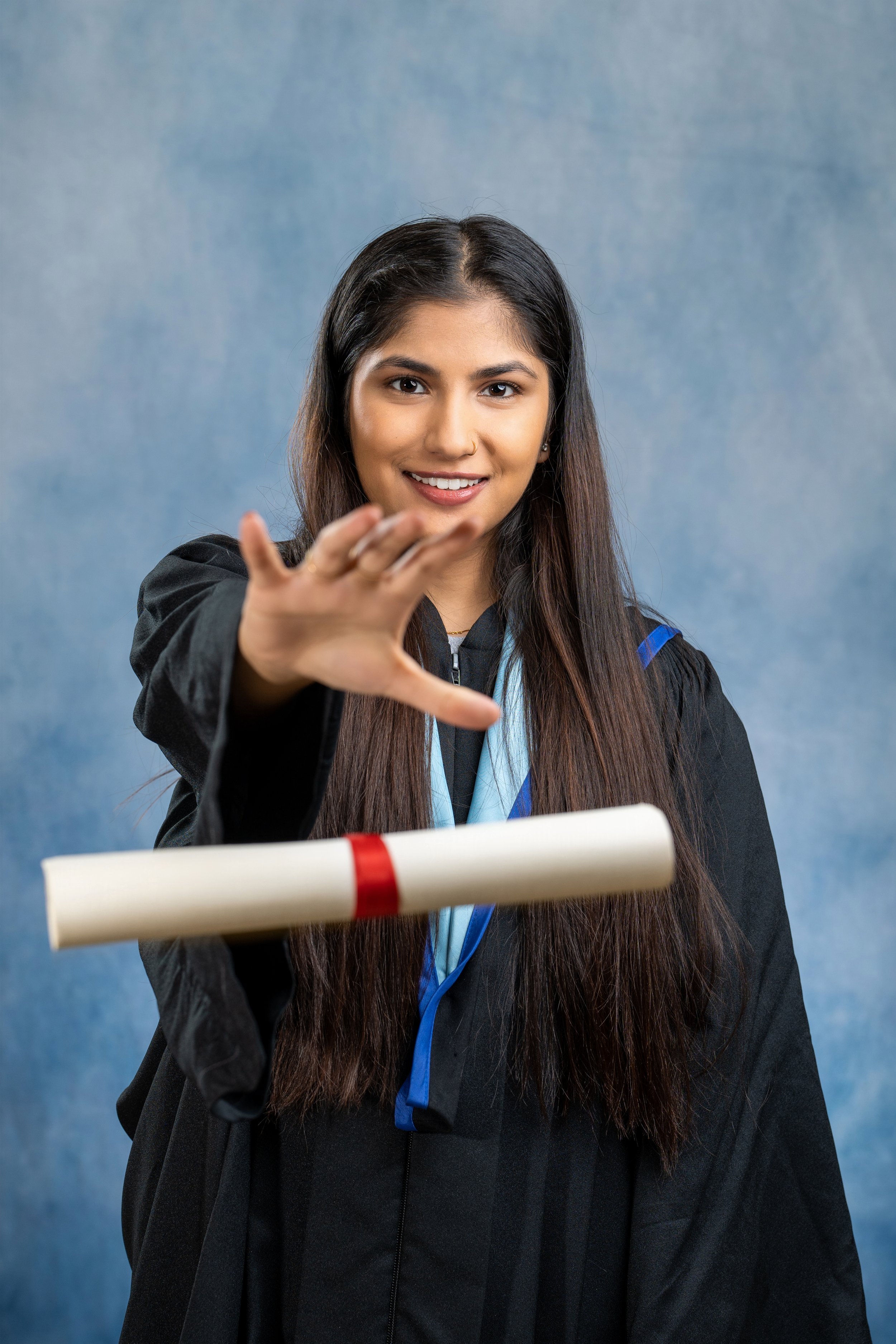 DSC07664 DIPLOMA DROP.jpg