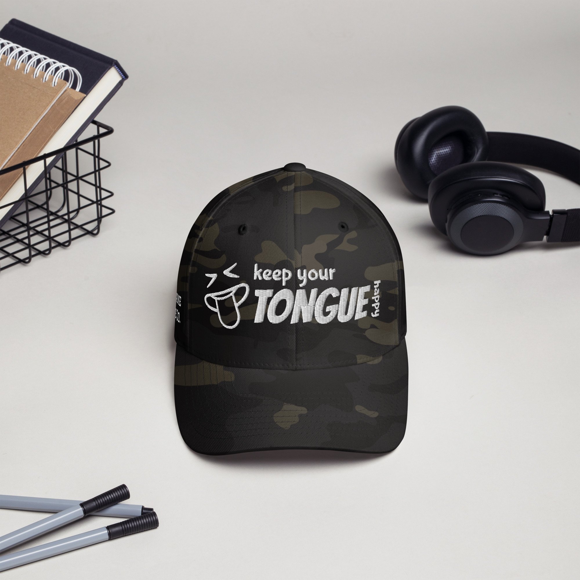 closed-back-structured-cap-multicam-black-front-676f57f0984fe.jpg