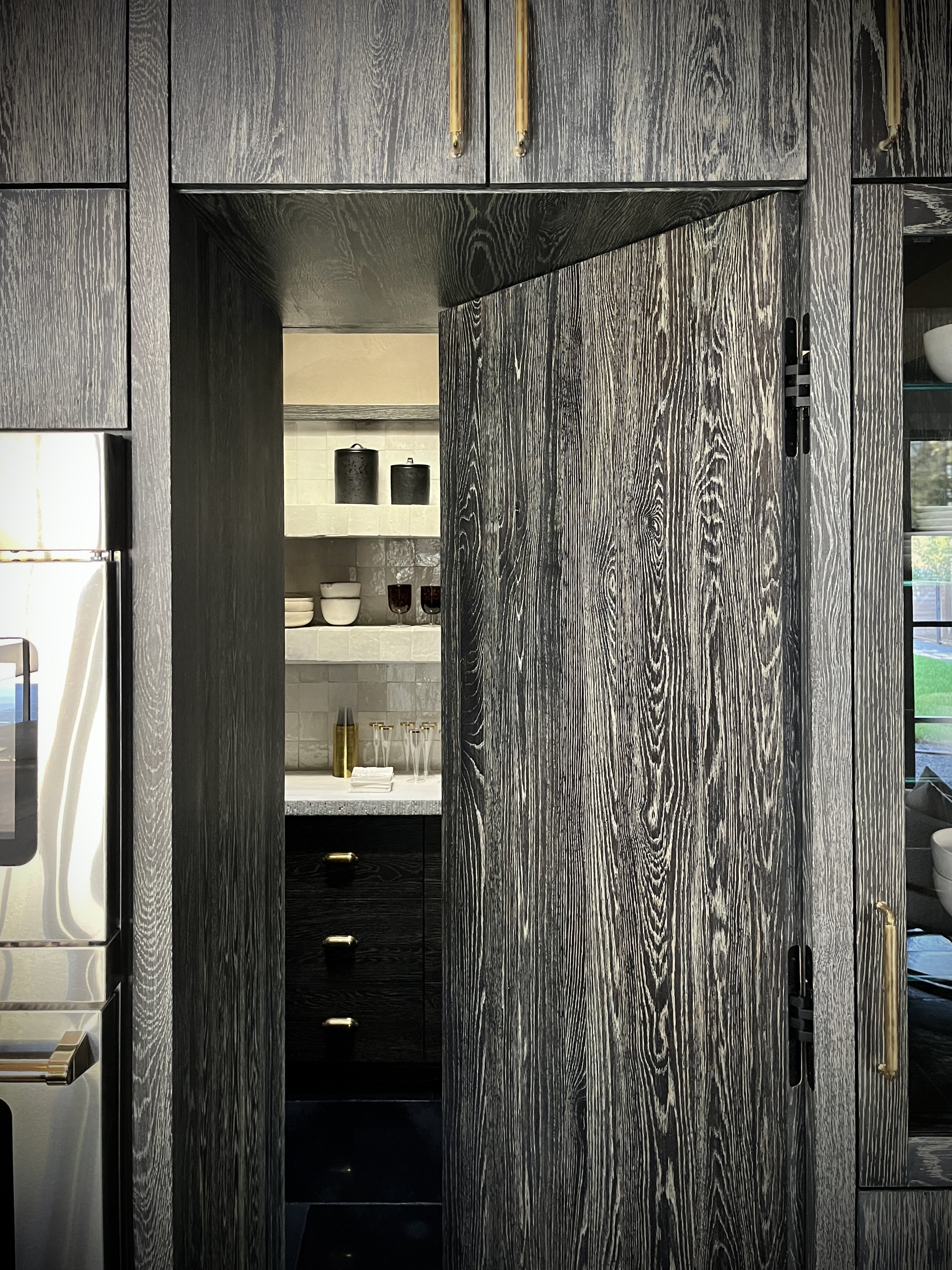 22 kitchen door.jpg