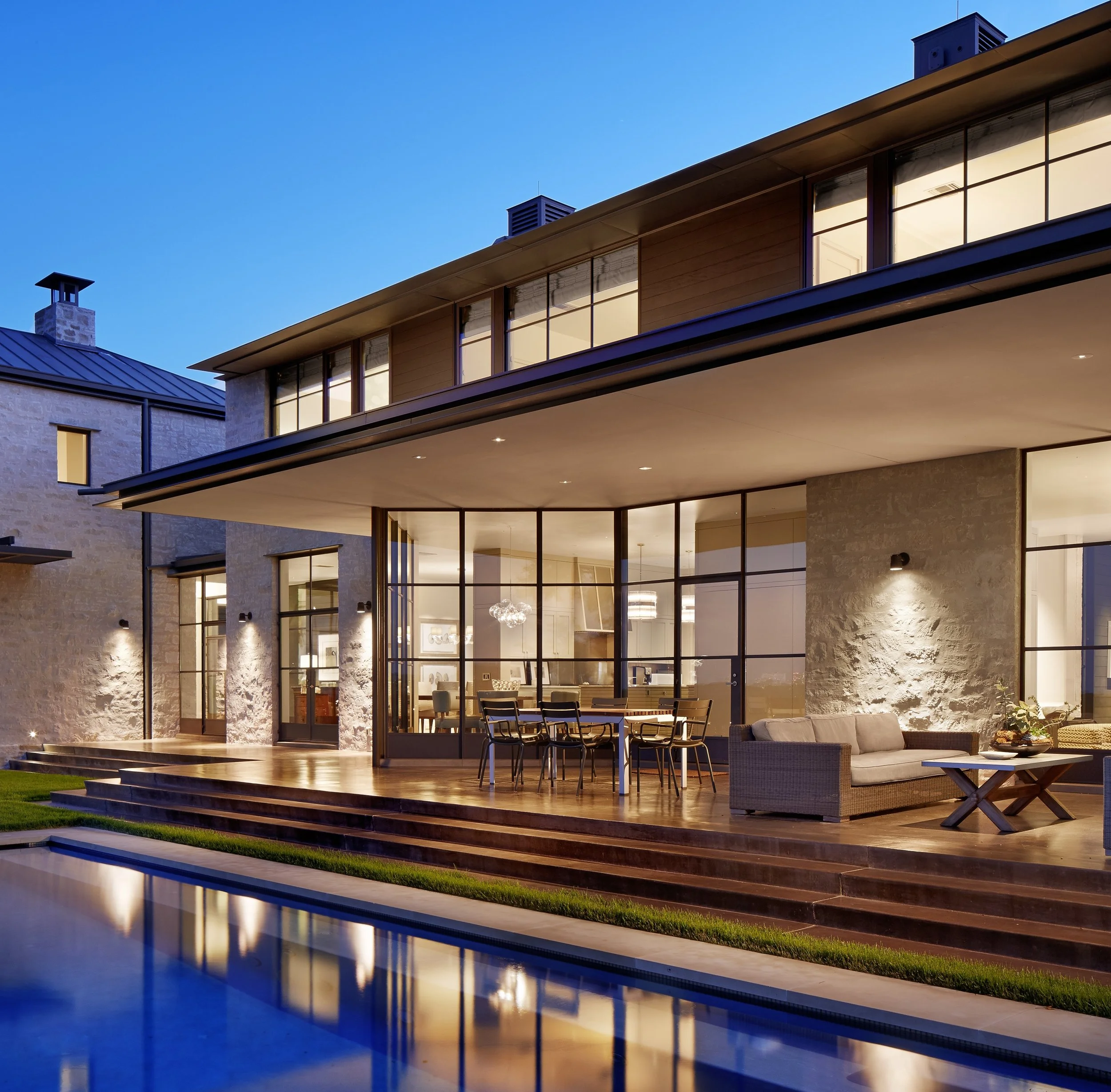 03_patio and pool dusk.JPG