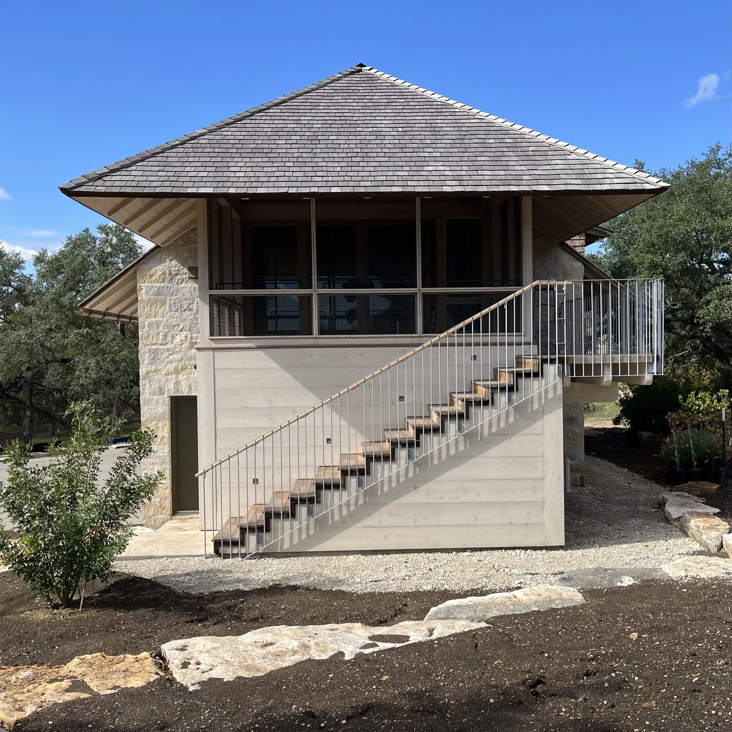 dam garage porch.jpg