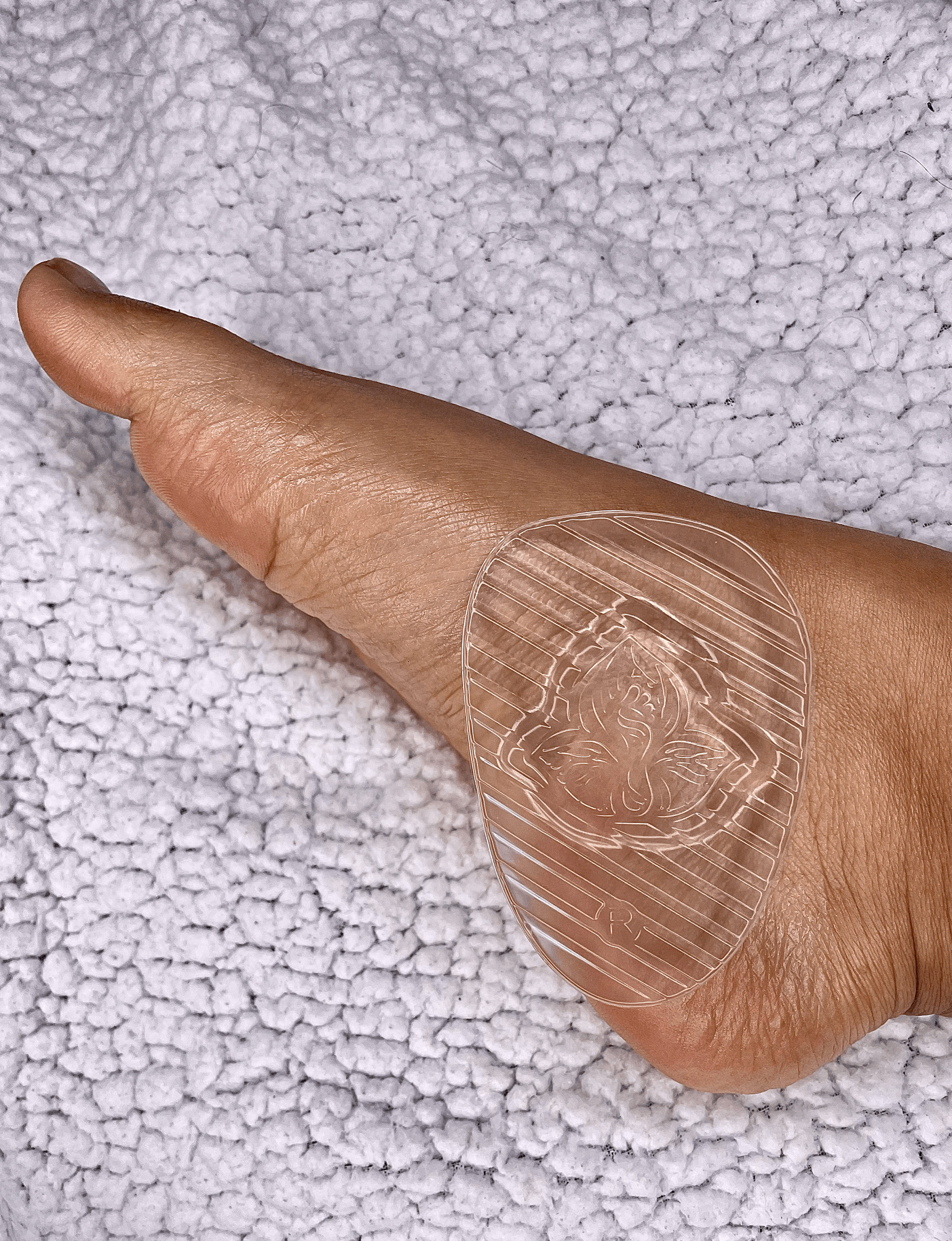 Boost Your Wellness: Easy Home Reflexology with Yummie Foot Petals Inserts