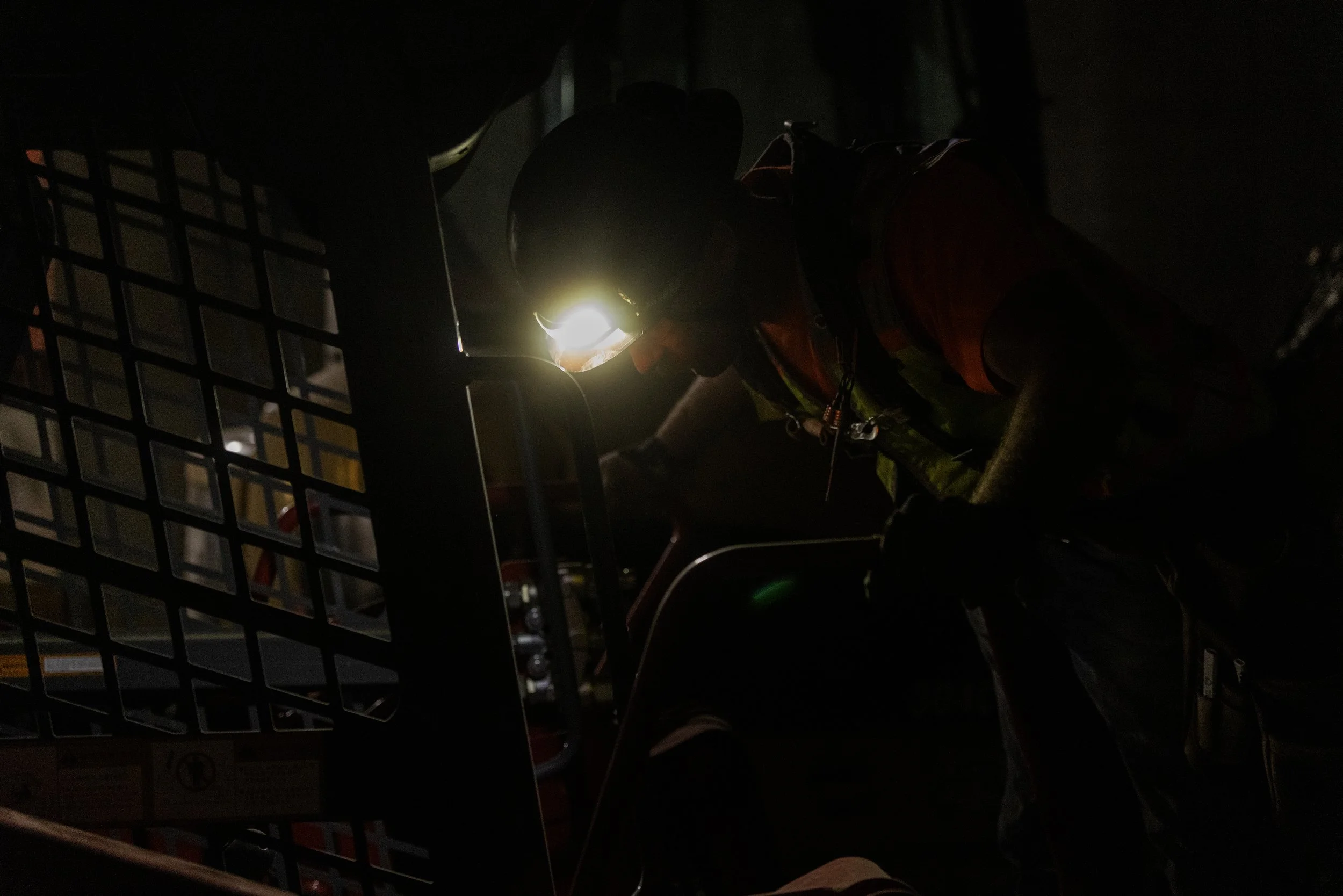 LIFT_DAXT2_180_DEGREE_ARCLITE_HEADLAMP_4741 copy.jpg