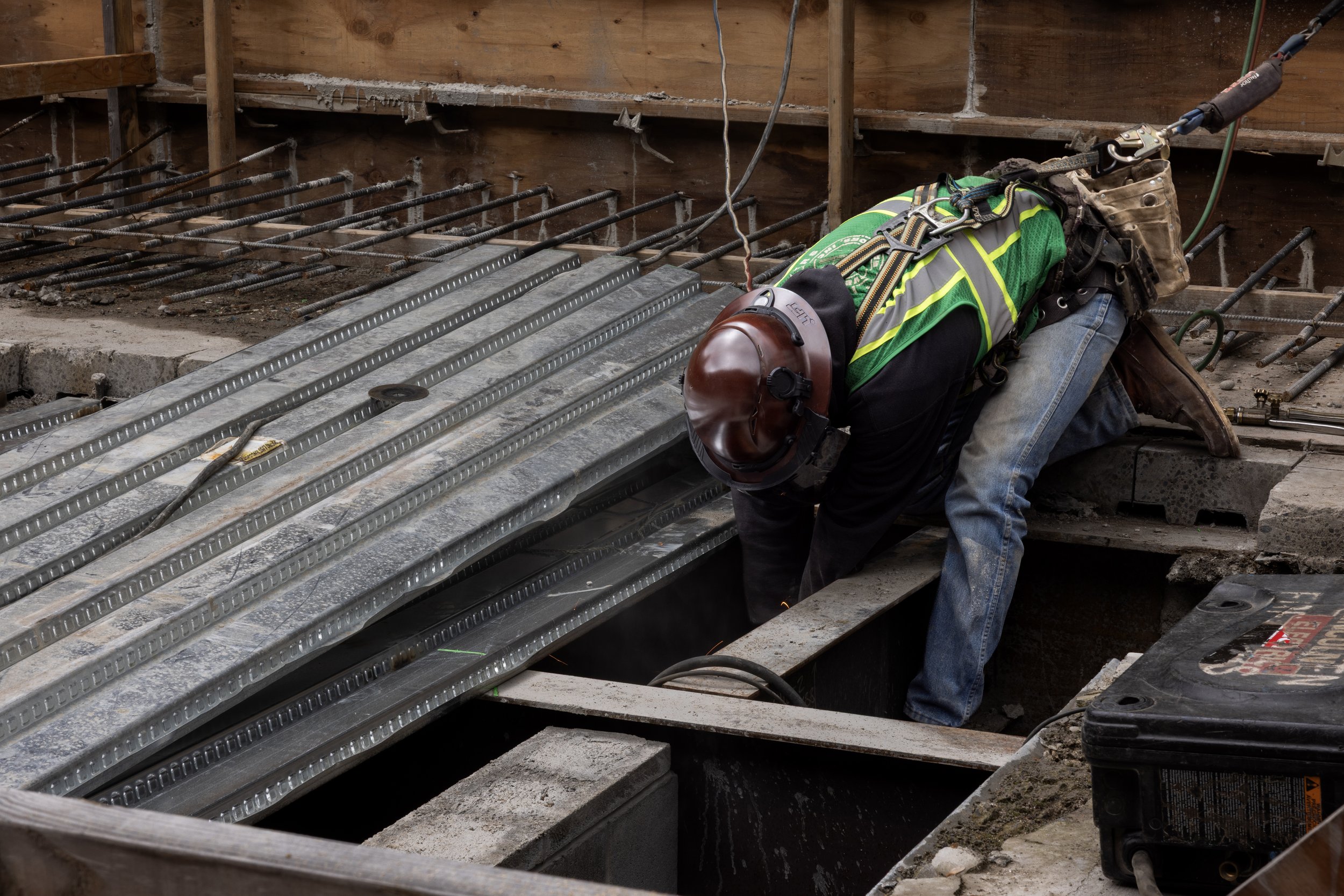 LIFT_DAXT2_INTEGRATED_ACCESSORY_RAIL_SYSTEM_5325 copy.jpg
