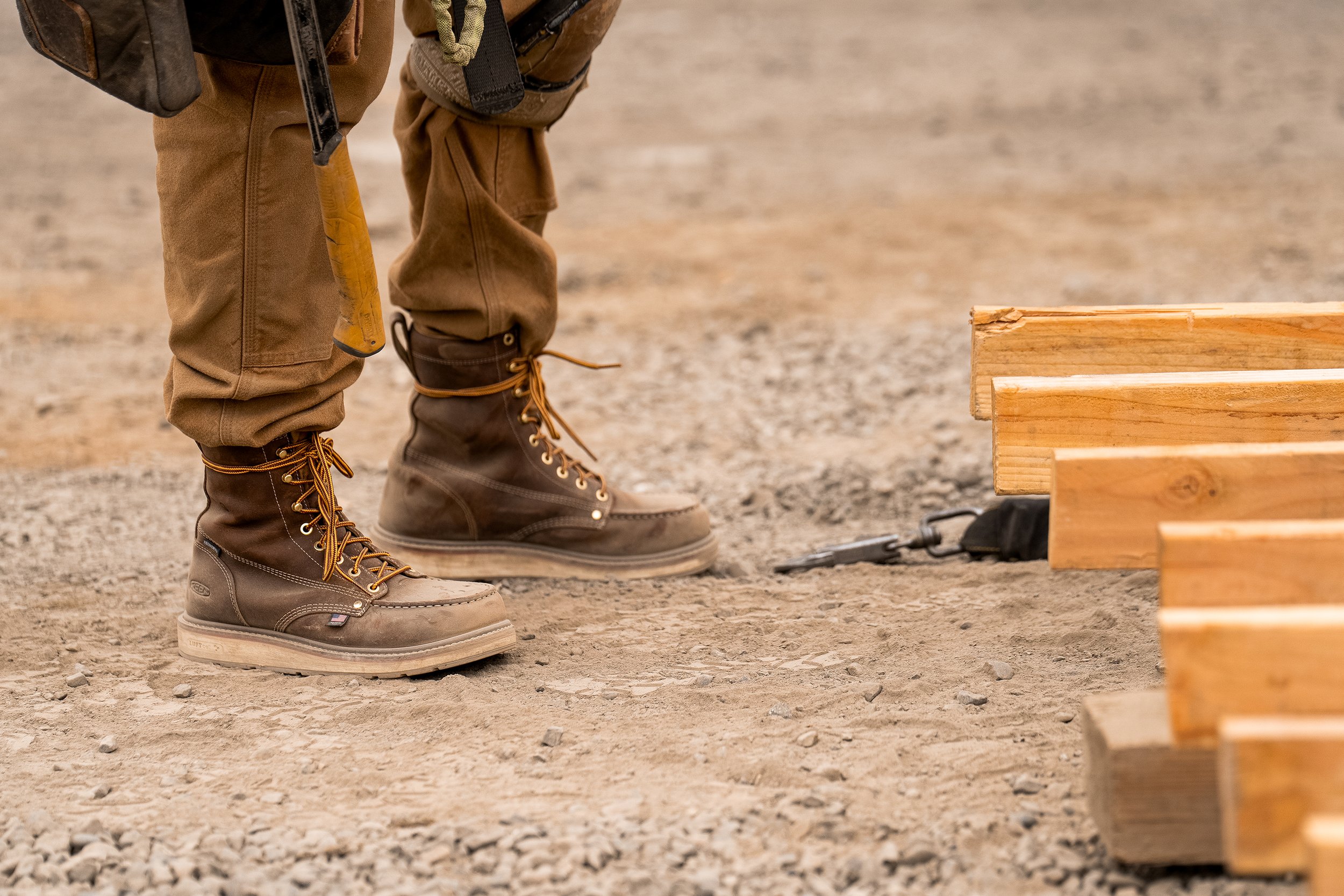 KEEN_UTILITY_LIBERTY_8_INCH_M_CHESTNUT_GUM_1030606_A7R09887.jpg