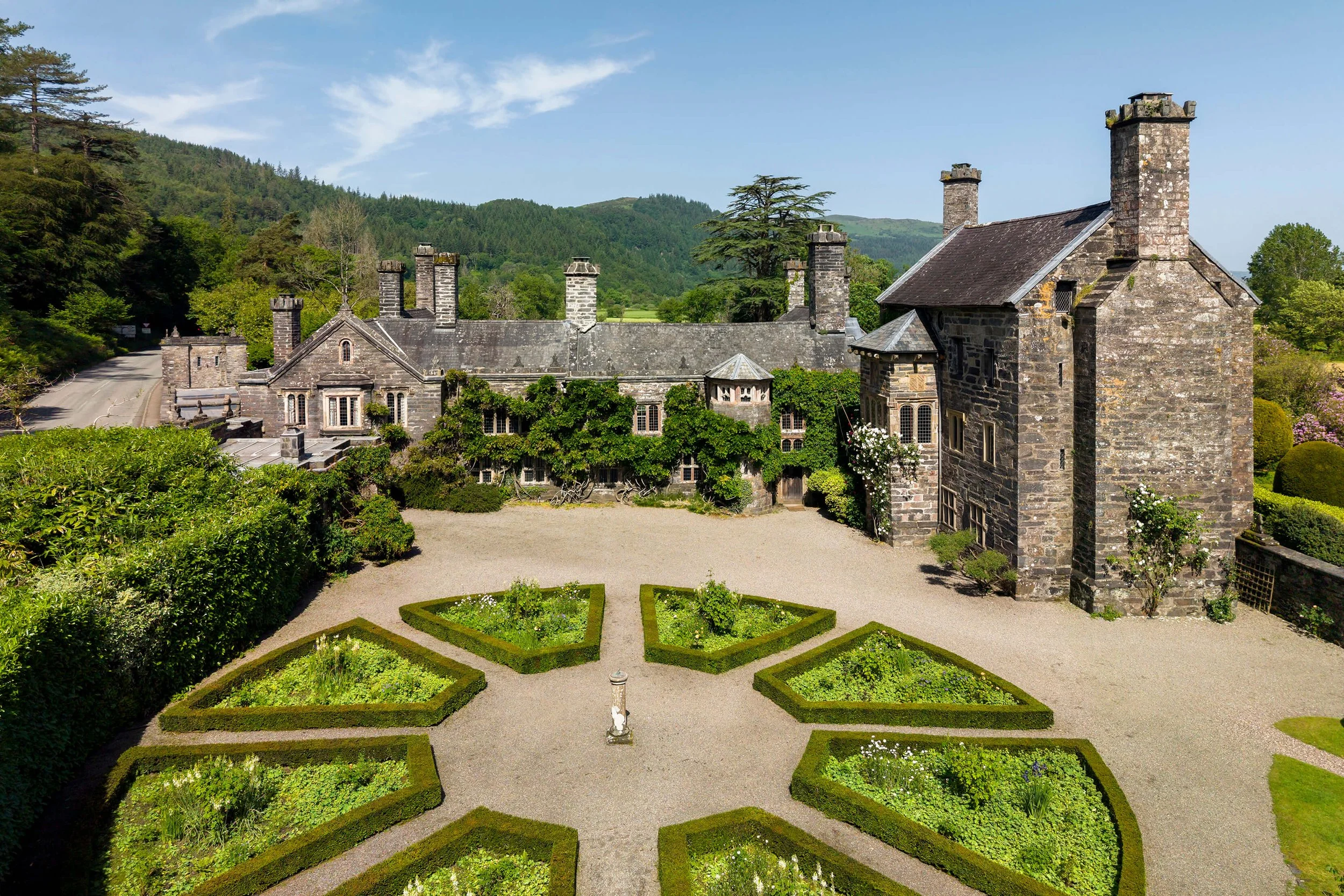 christopher-john-photography-gwydir-castle-aerial-photography