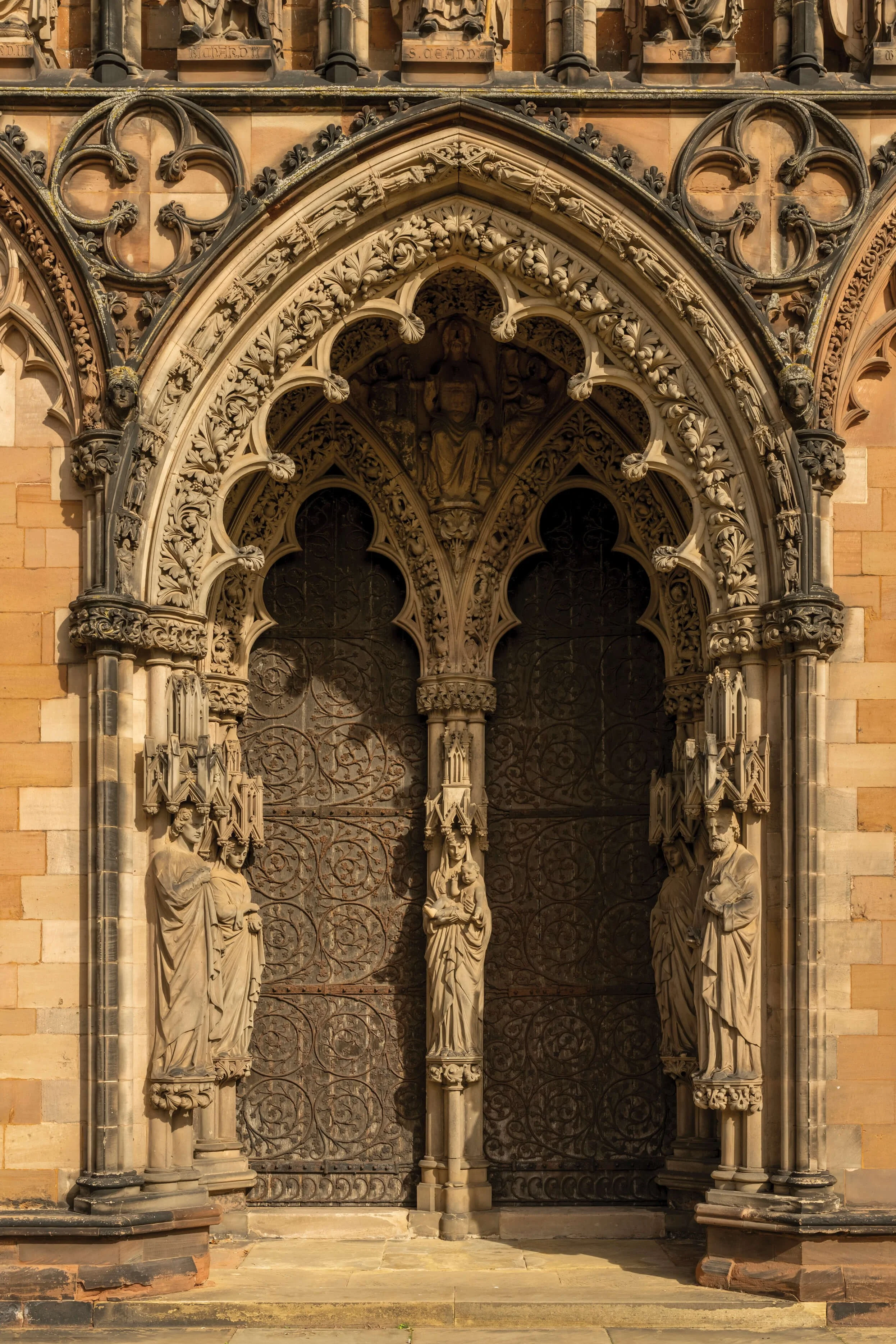 christopher-john-photography-lichfield-cathedral-exterior