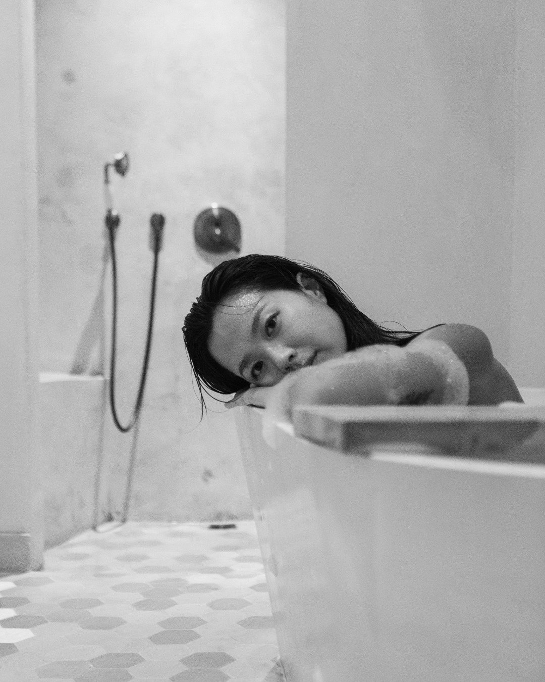 A stay at Dune isn't complete until you've had a bath in our terrazzo tub. 

Enjoy our complimentary bath salts, and if you are extra, order yourself a room service cocktail to enjoy amongst the bubbles. 

Bathtime bliss 🫧

#bathtime #hotelbathroom 