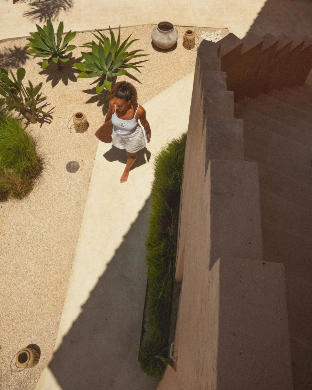 Tropical textures from above. Find your favorite corner in the sun.

#duneseseh #bali #sun #warm #bali