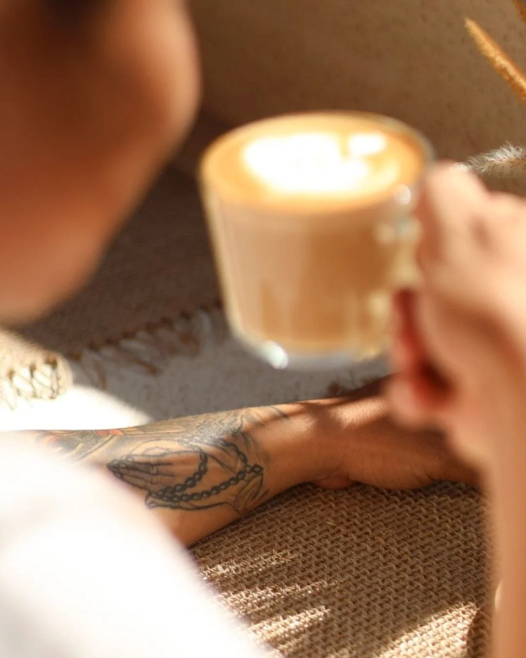 Waking up at Dune means embracing a slower, more intentional pace. It&rsquo;s the scent of freshly brewed coffee, the touch of raw linen, and the quiet luxury of having nowhere else to be.

#duneseseh #coffee #latte #breakfast #bali