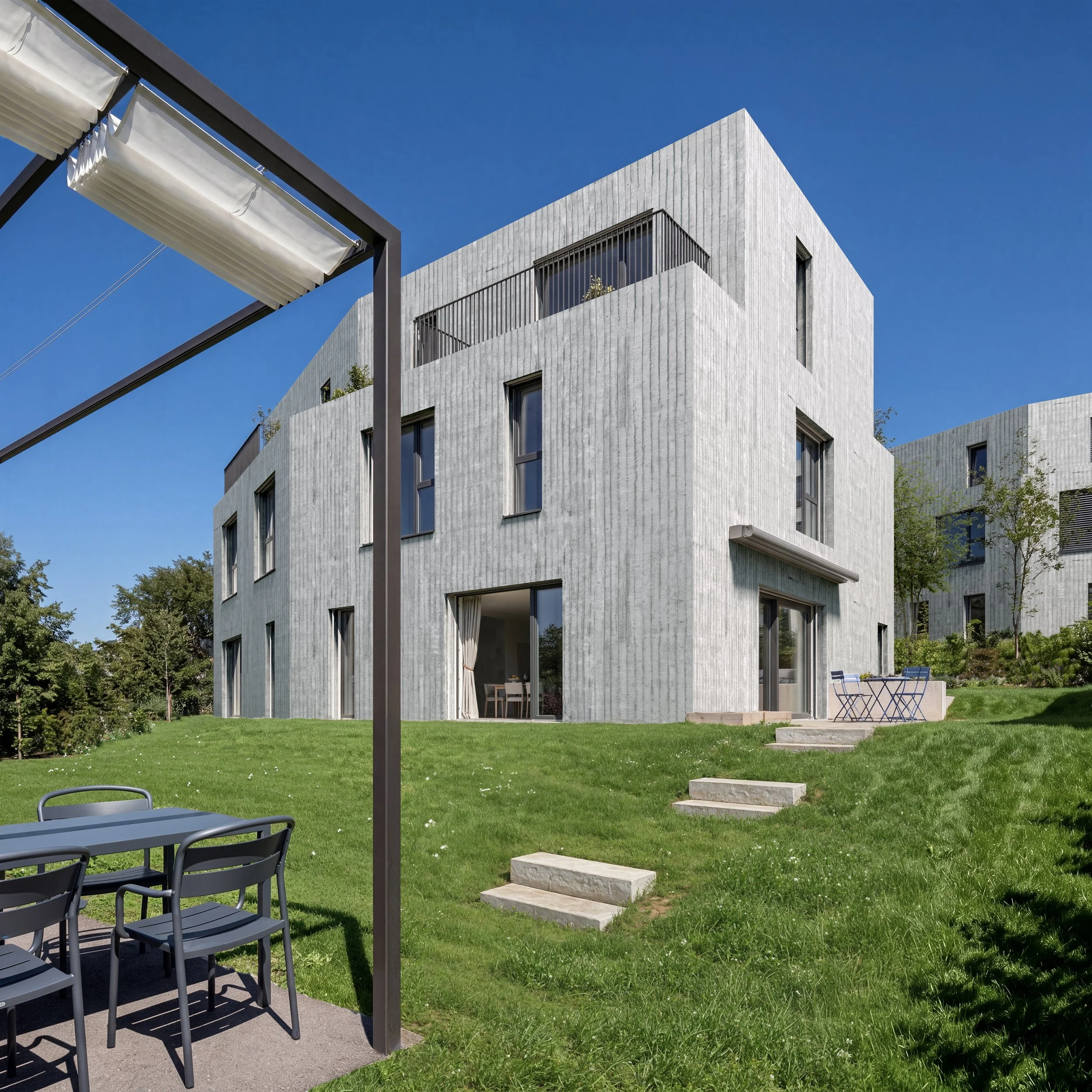 5.5-Zimmer Doppeleinfamilienhaus in Riehen