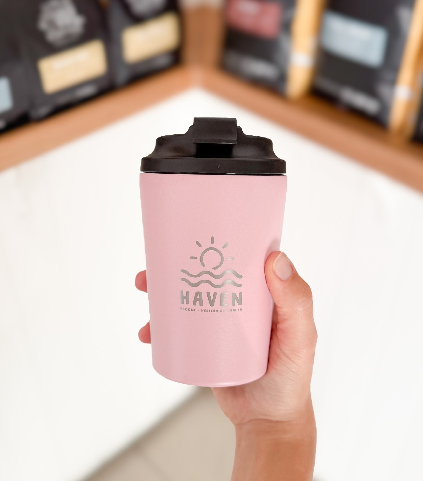 New Haven reusable cups have dropped! Now available in black, white and pink! 😍✨♻️