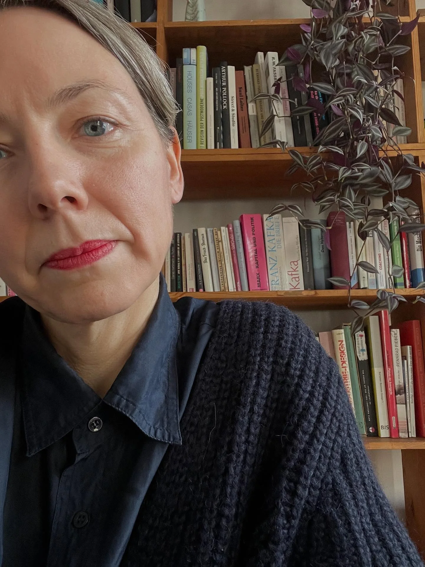 Dezember, aber leichter.

&bull;&bull;&bull;
Der Kalender f&uuml;llt sich, Erwartungen steigen und pl&ouml;tzlich f&uuml;hlt sich jeder Tag an wie ein Endspurt. 

Gerade dann nehmen wir diese Fragen oft gar nicht mehr wahr. Dabei k&ouml;nnten sie ger