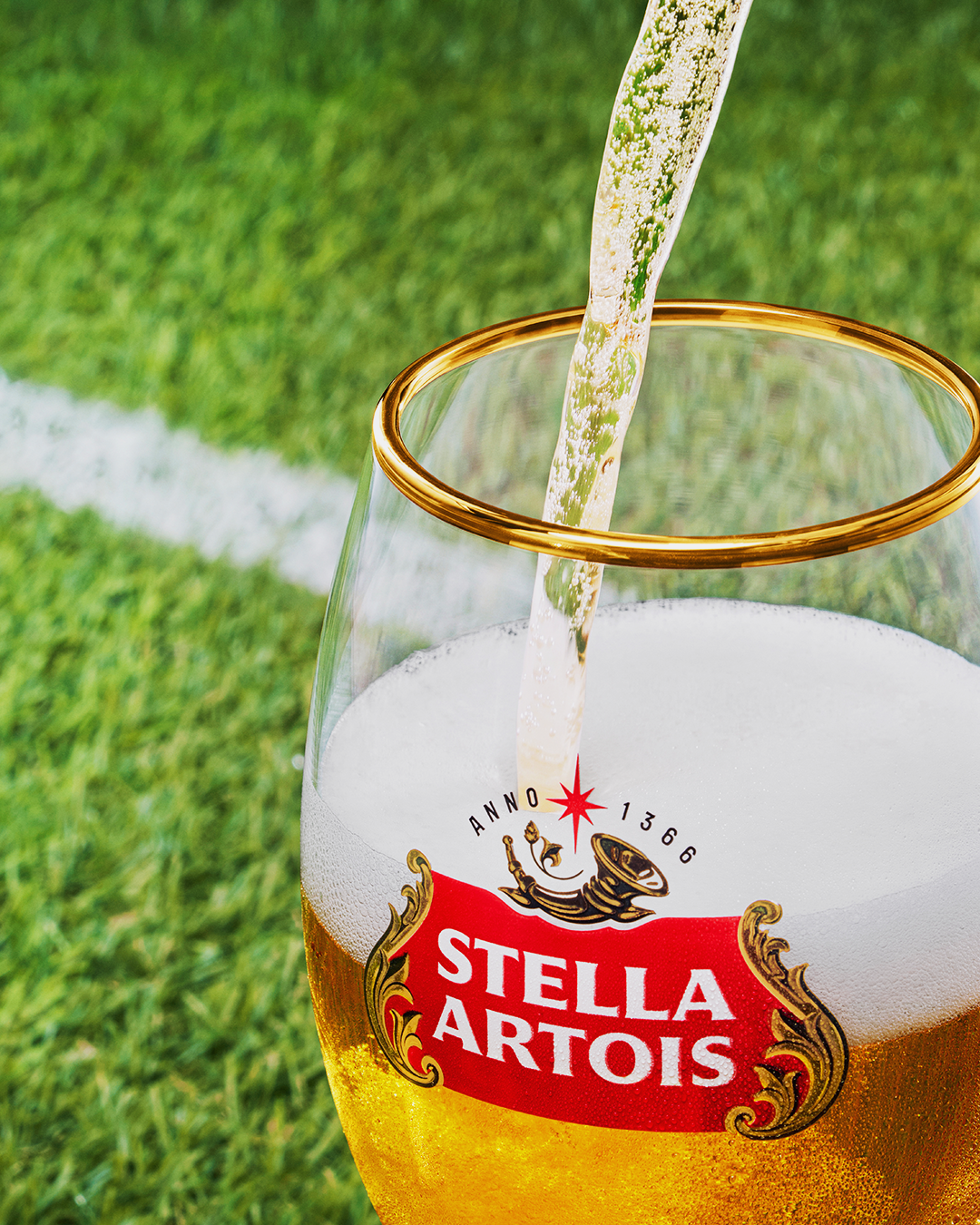 4468912077_StellaArtois_WBDN26_0623_ReadytoServe6837_RT_V2.png