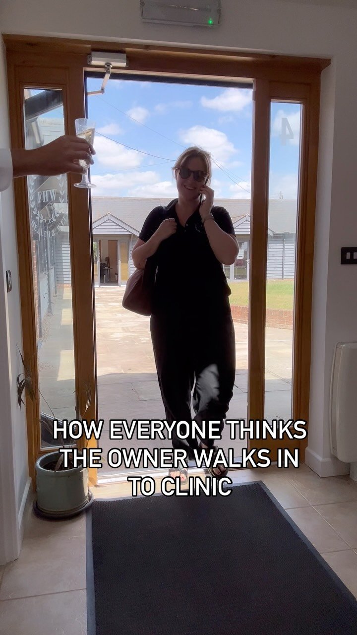 🌿 HAPPY FRIDAY 🌿
We had to recreate this one- if you’ve ever seen Josie walk into clinic in the morning you’ll know how accurate this is. Minus the flying bubble wrap… I think Joe may have been getting his own back for the last