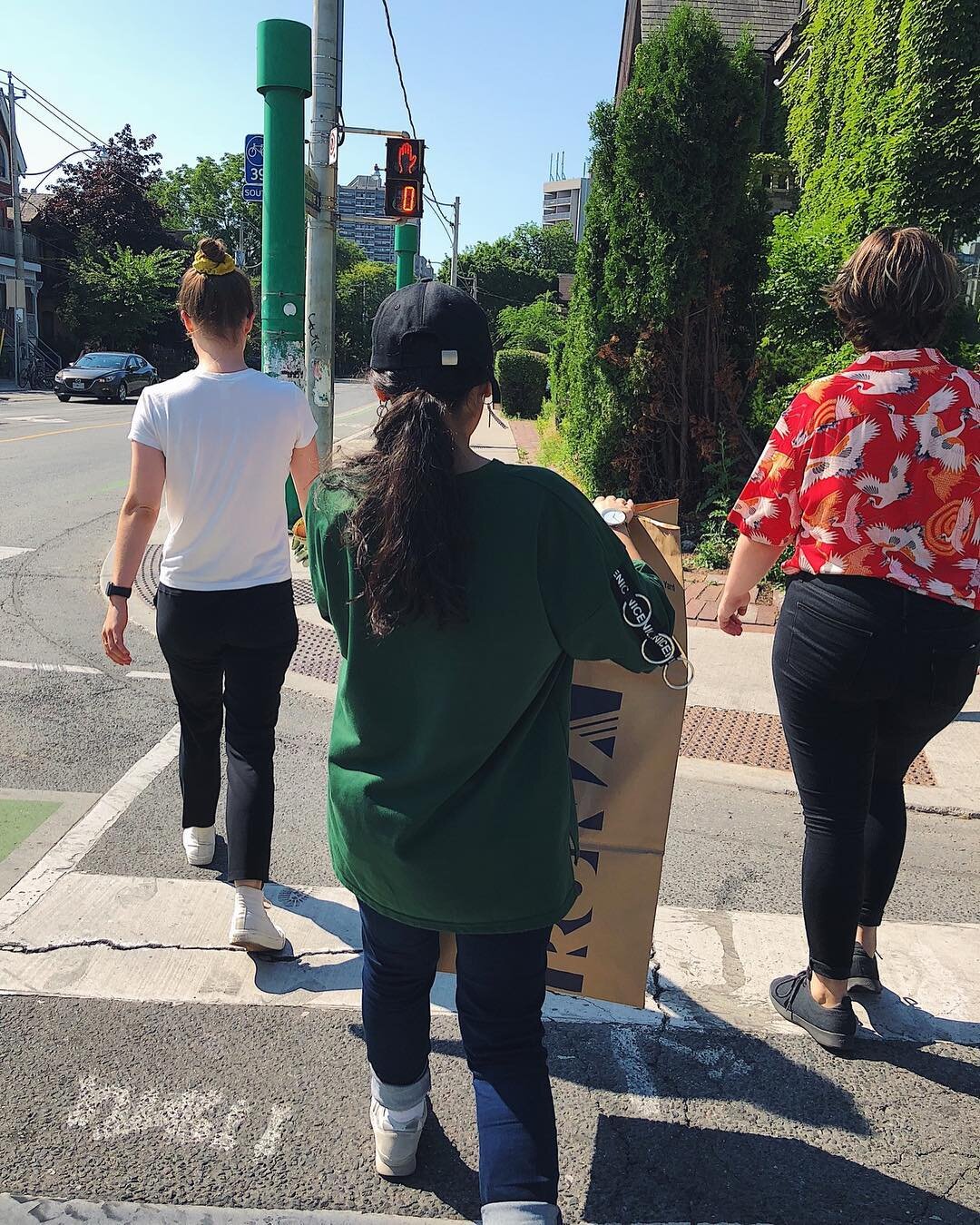 To help make Toronto a litter-free community, Plant Life Apparel participates in monthly clean-ups! #litterfree #toronto