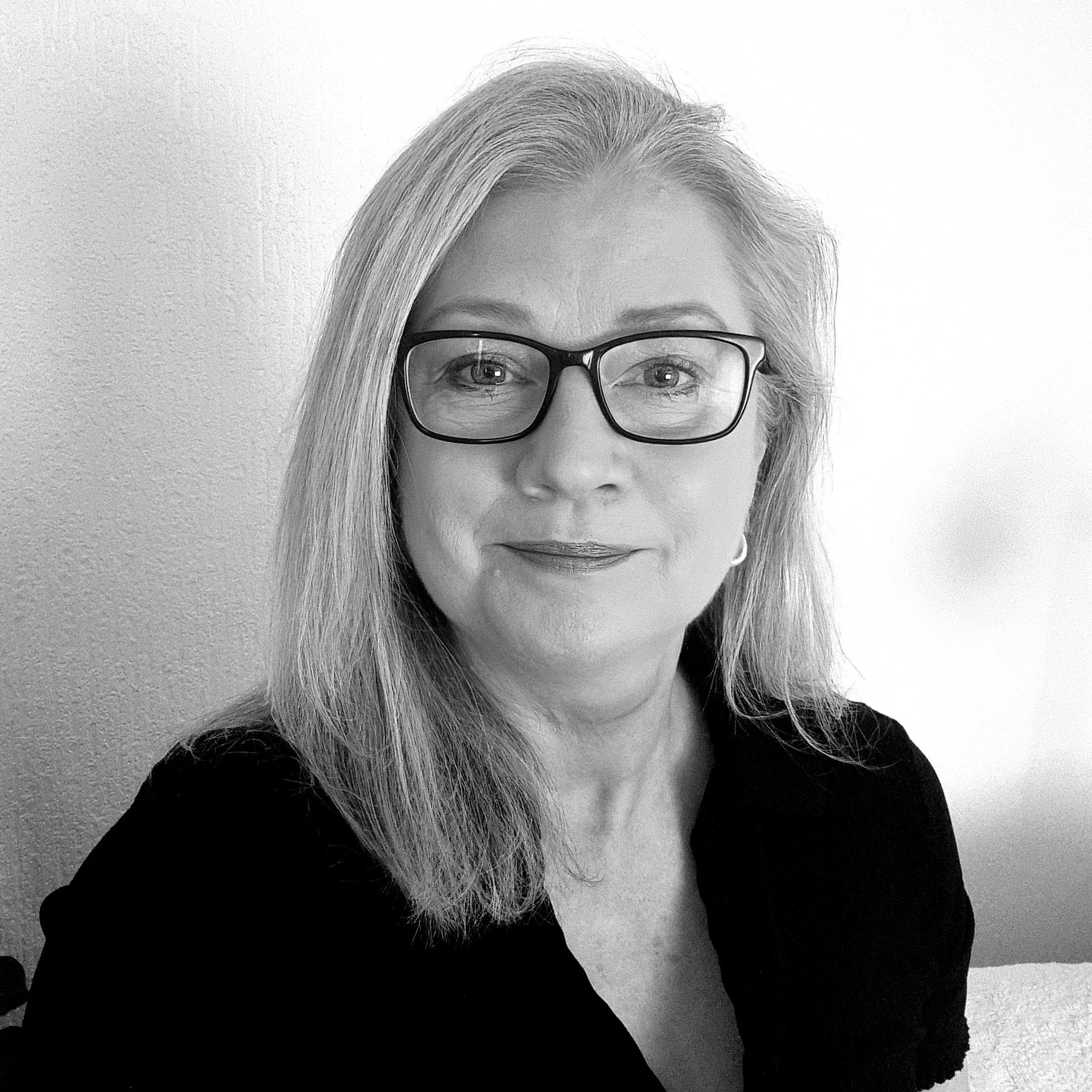 Dr Julie Jones-Diette