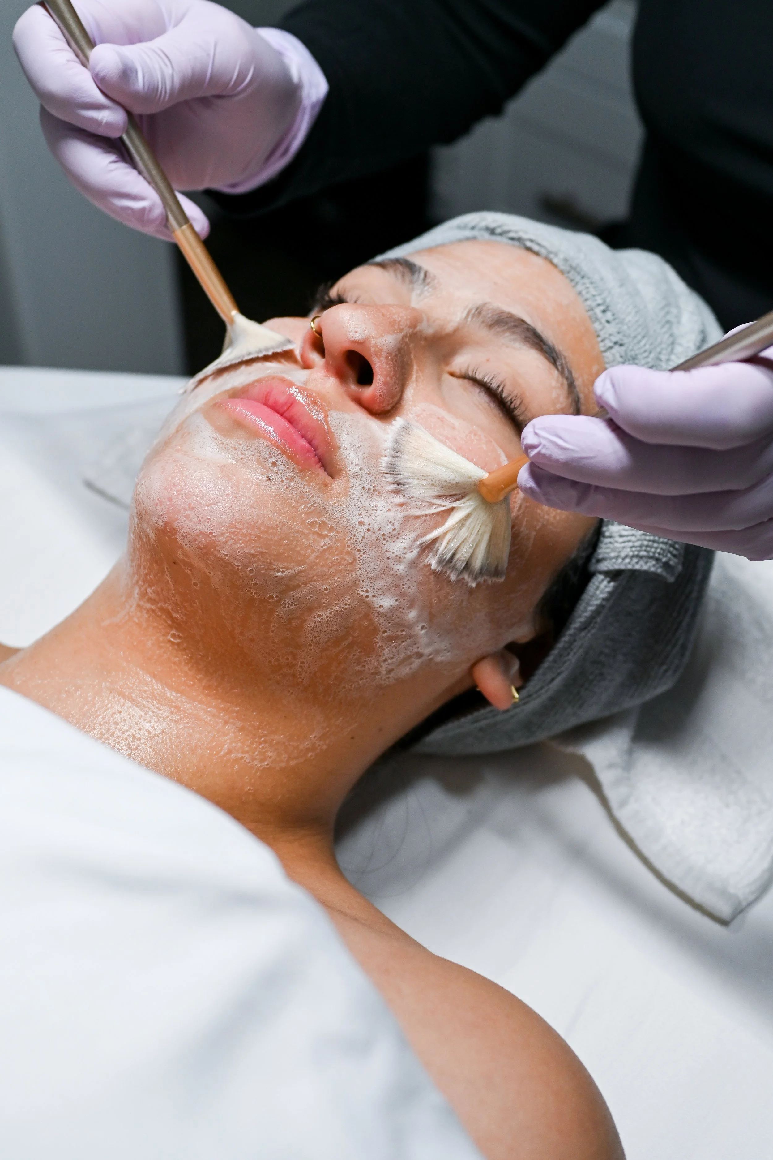 leigh b creative skincare photography