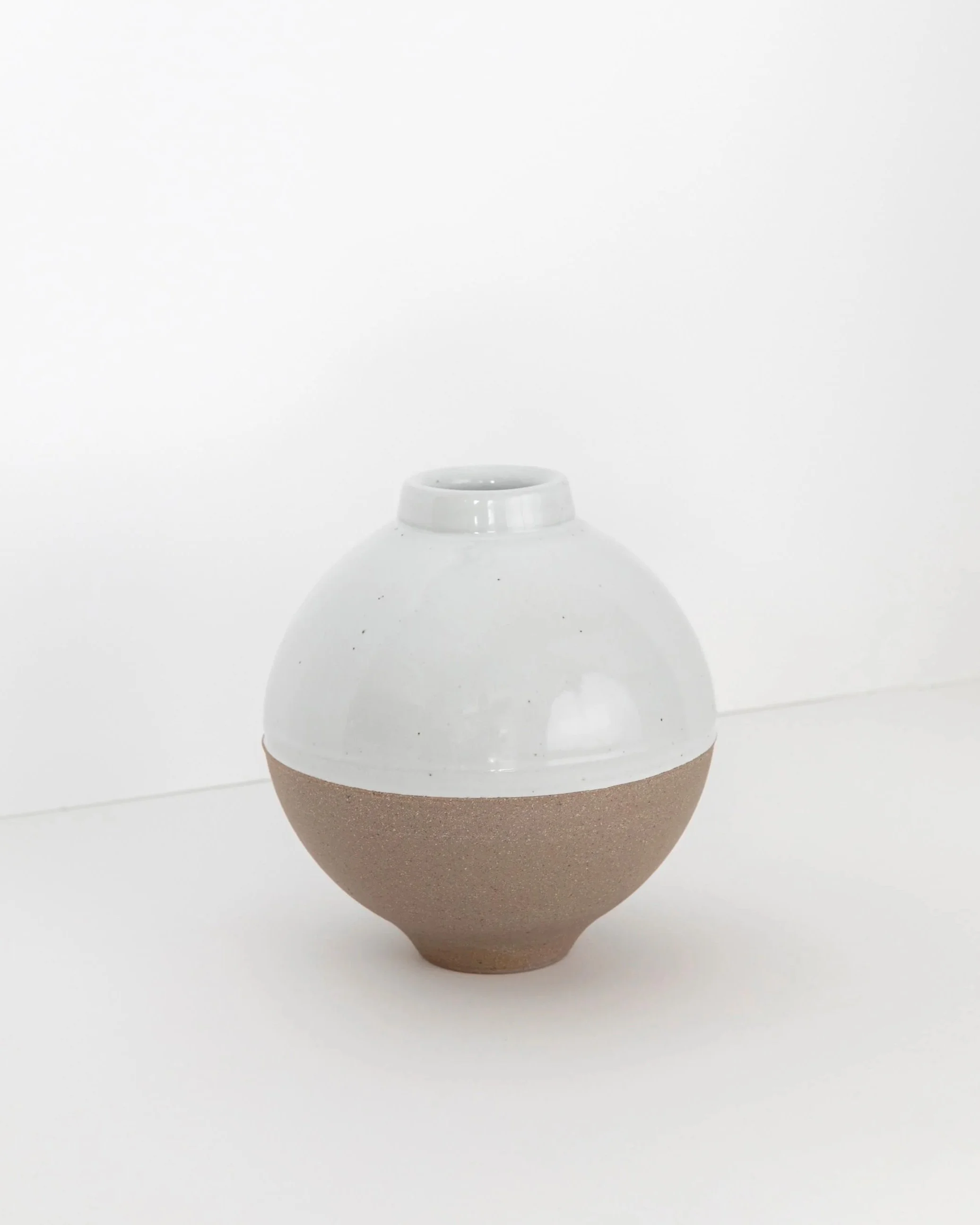 Maier-Ceramics-moonjar-speckle.jpg