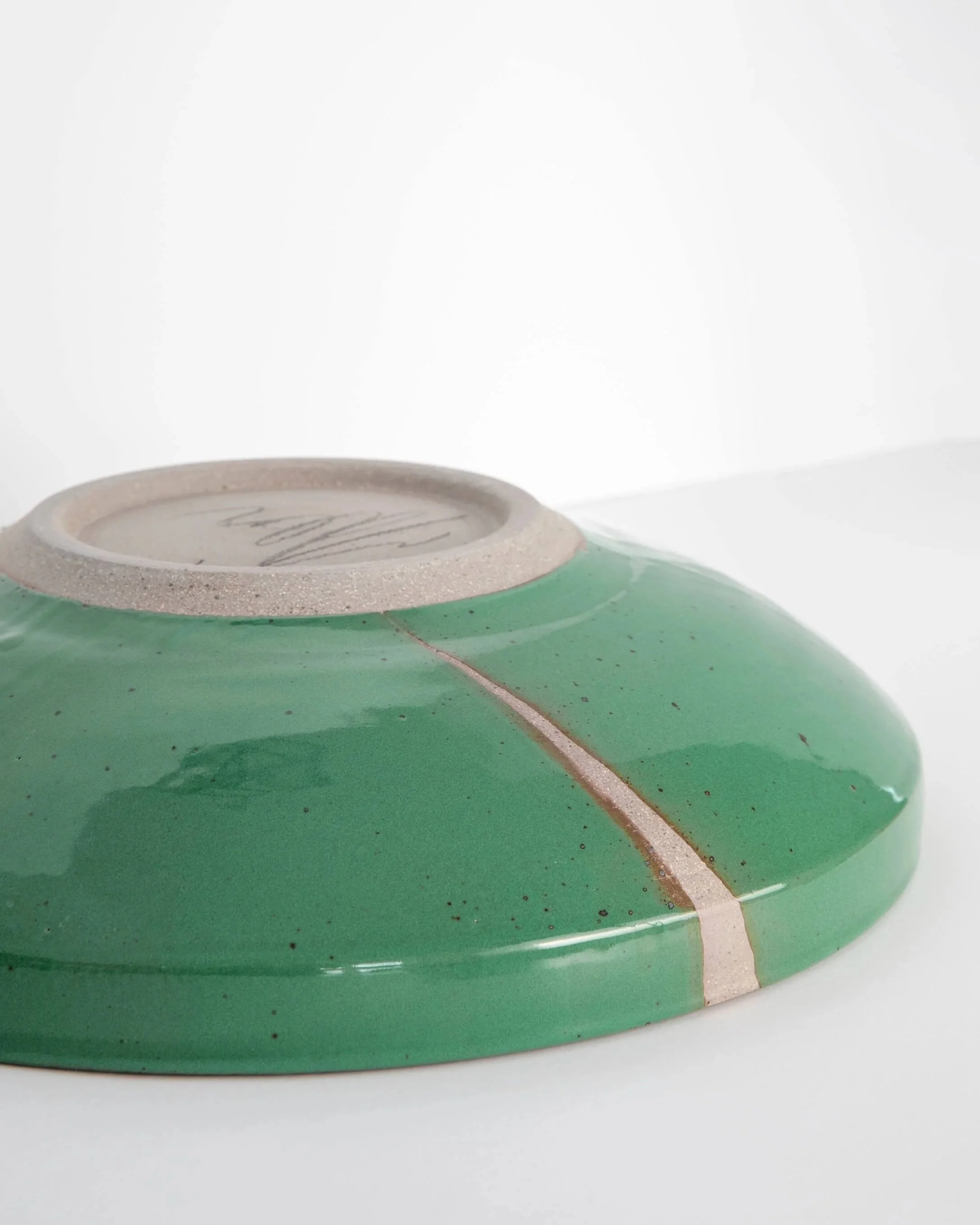Maier-Ceramics-gather-bowl-huntergreen-detail-2.jpg