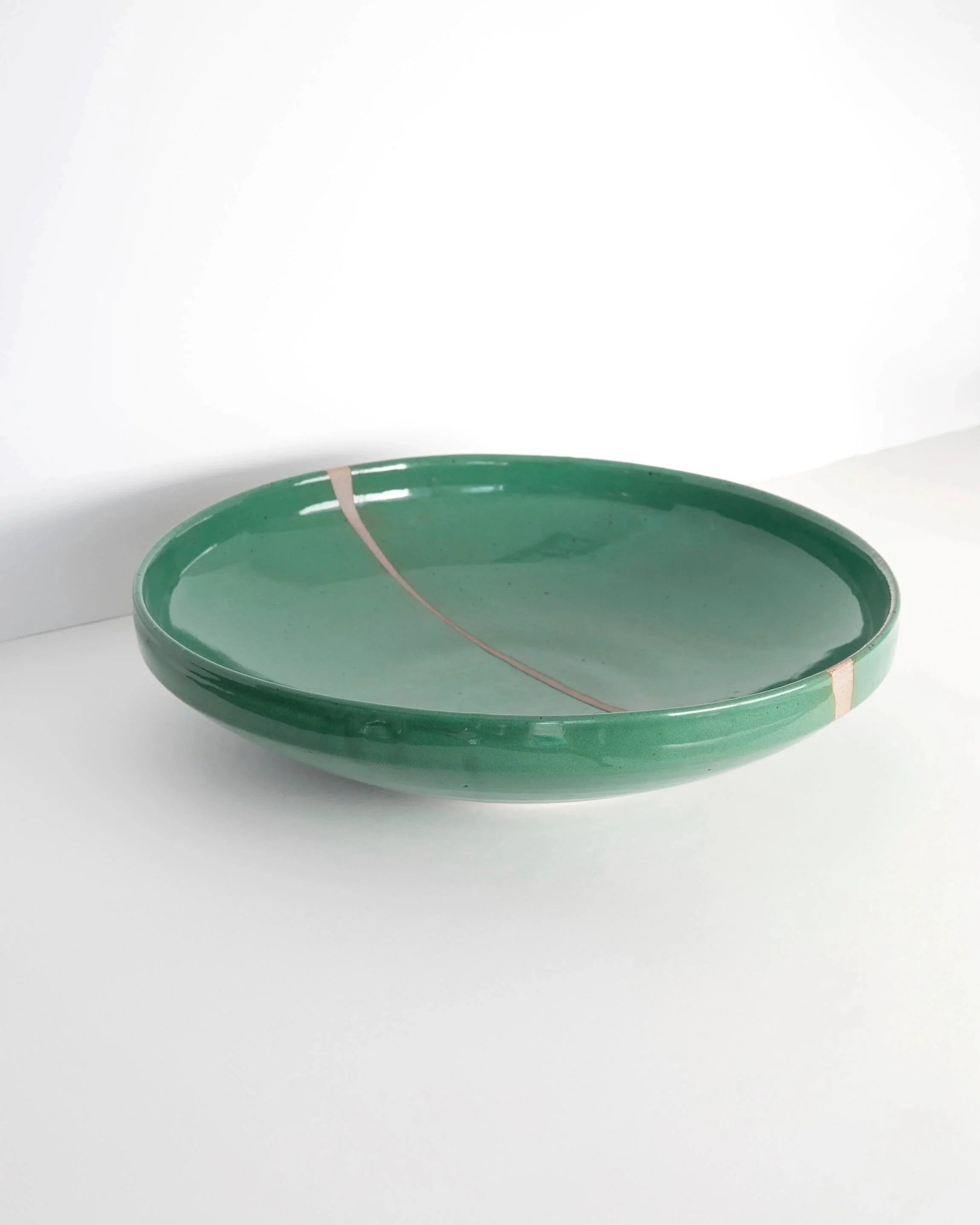 Maier-Ceramics-gather-bowl-huntergreen-detail.jpg