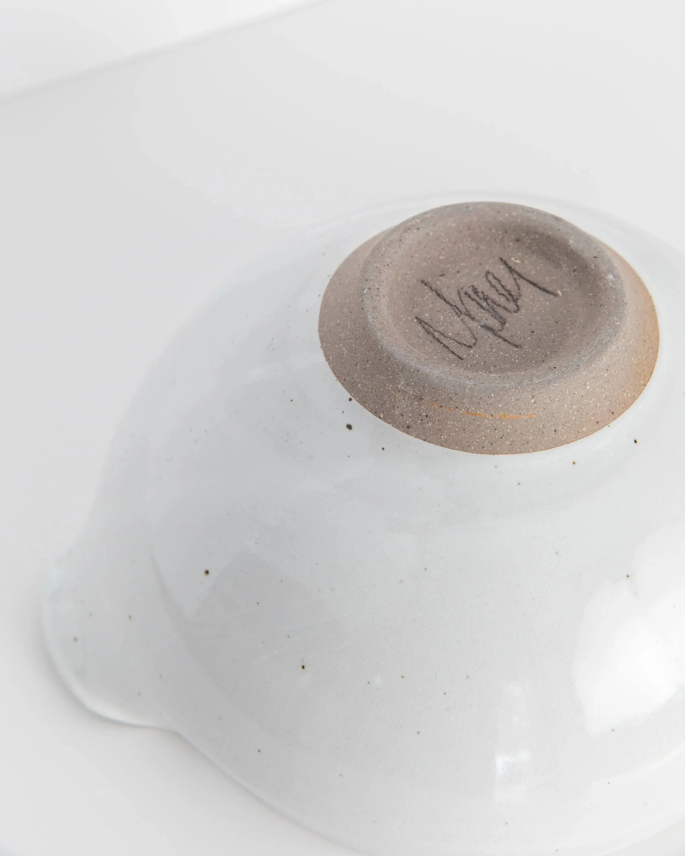 Maier-Ceramics-spouted-large-dressing-bowl-bottom-detail.jpg