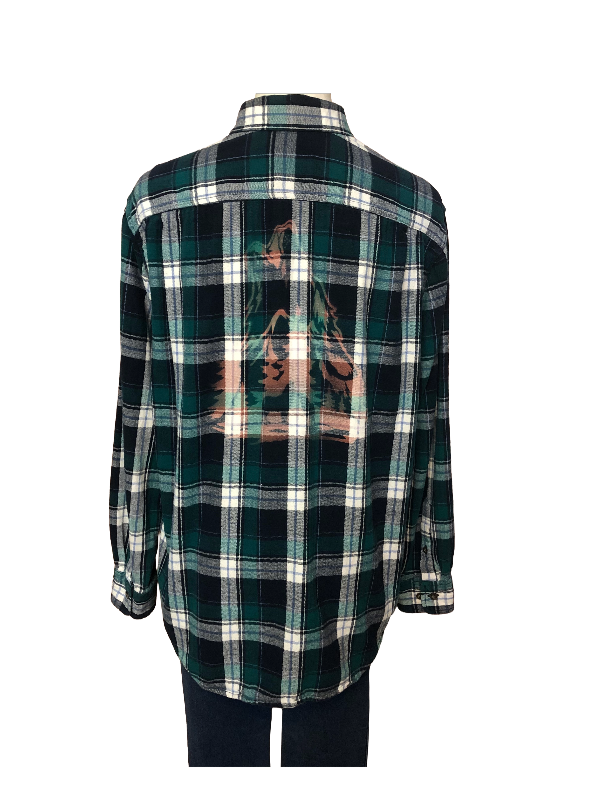 Wolf Scene Flannel - Mens L