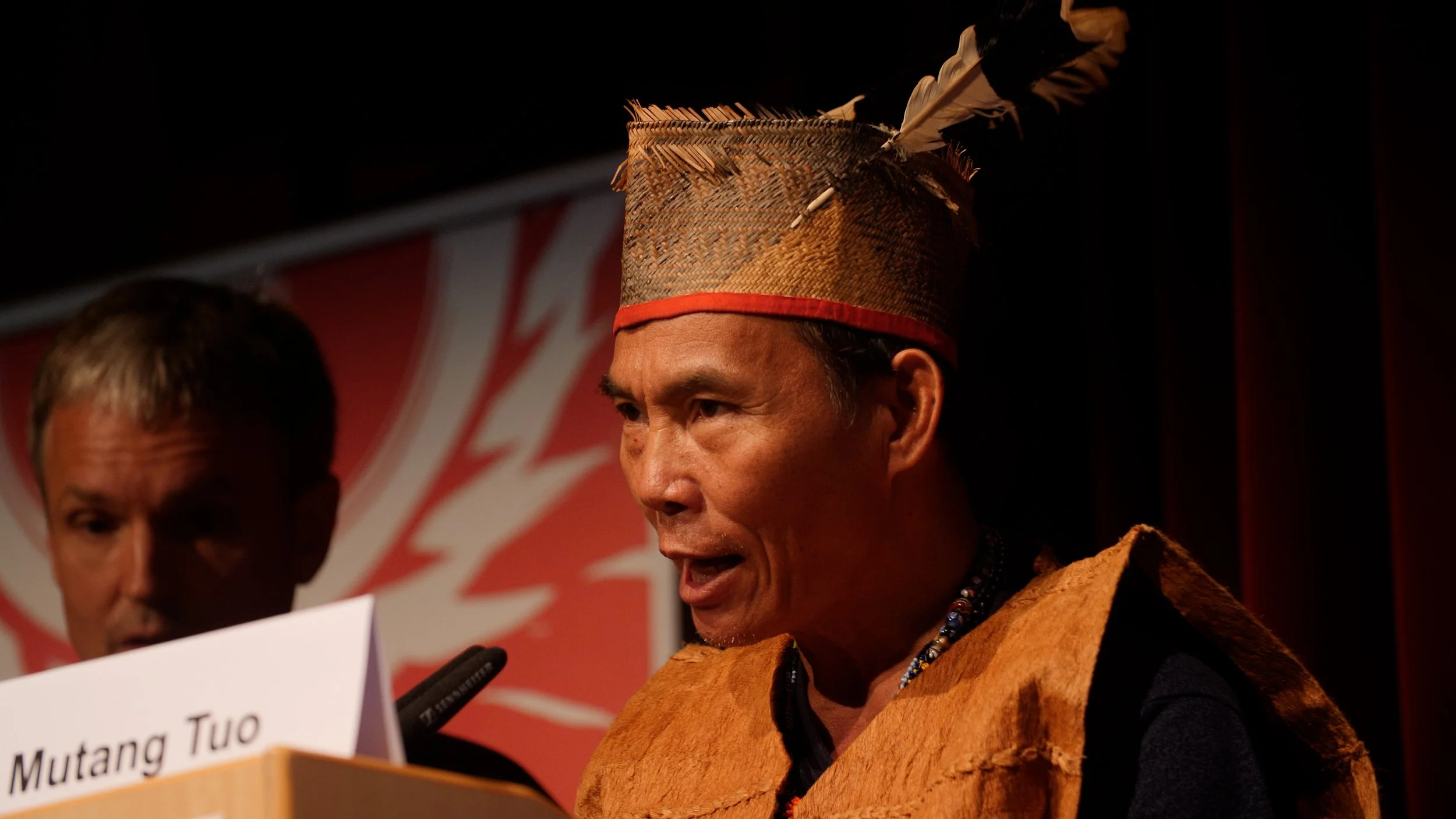 2TuoUNGA UND TUO WERDEN BEFRAGT P1100612.MOV.147926.Standbild001.jpg