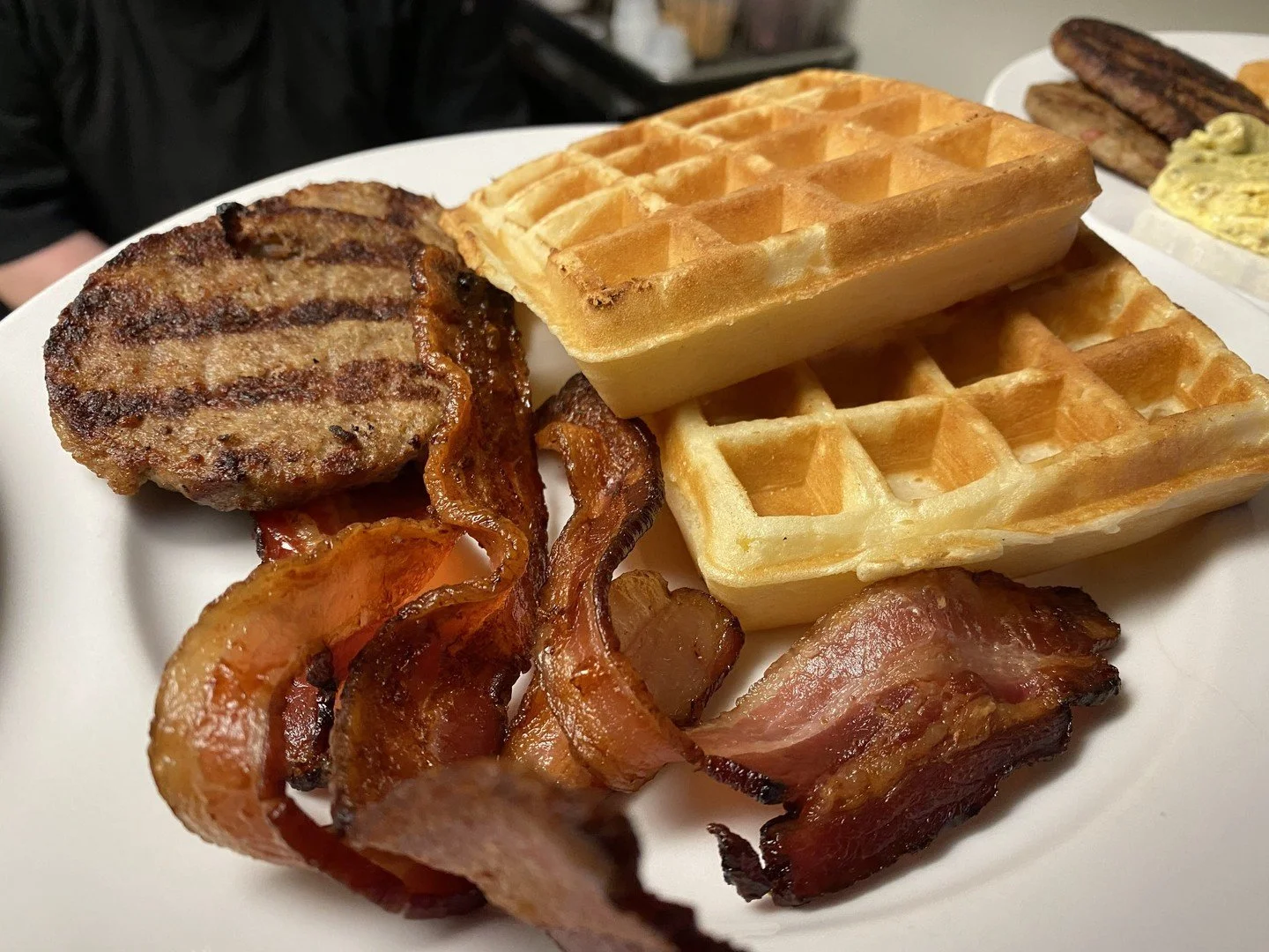 Get your brunch fix &agrave; la carnage! Saturday METAL BRUNCH 11 am - 3 pm! 

#MetalBrunch #BrunchInMaplewood #MaplewoodMO #CrowsNestSTL #WeekendBrunch #ComfortFood #STLFoodie