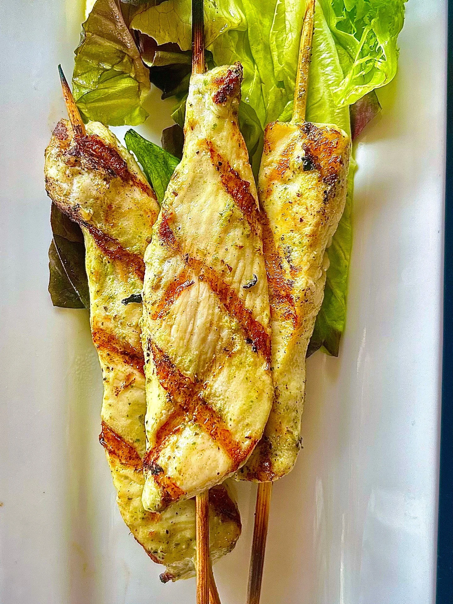 MEDITERRANIAN SPICED CHICKEN: marinated chicken breast skewers charbroiled, served with a lemon wedge. 

#TheCrowsNest #MaplewoodMO #MediterraneanChicken #ChickenSkewers #ComfortFood #GastropubEats #CraftBeerAndFood #StLouisEats