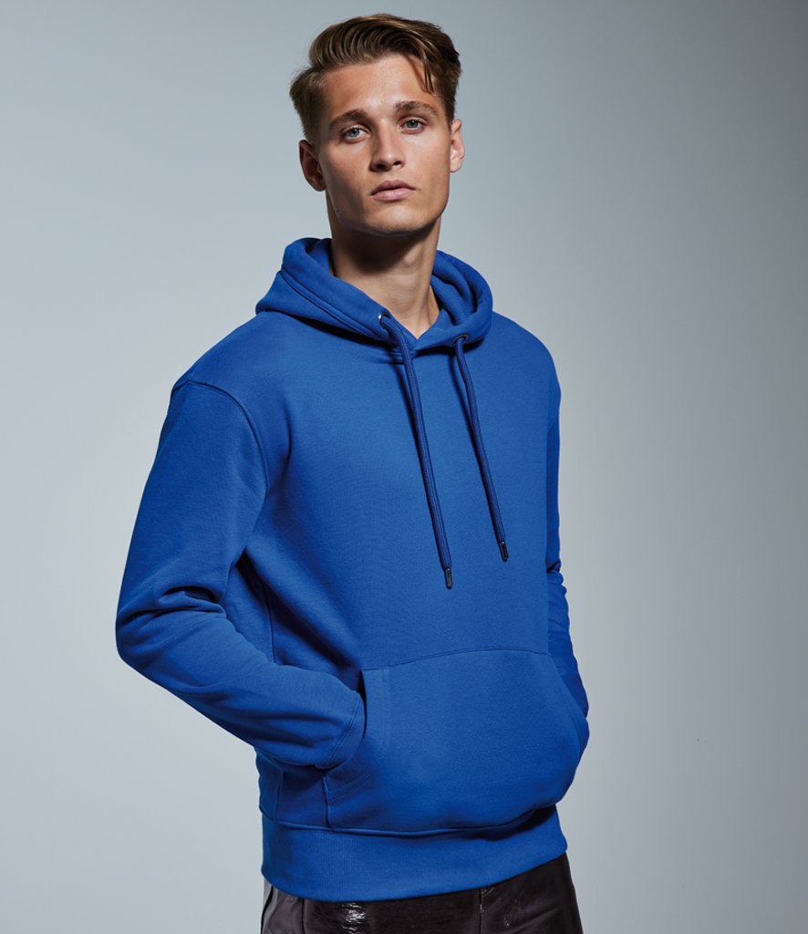AM01 ROY MODEL 1.jpg