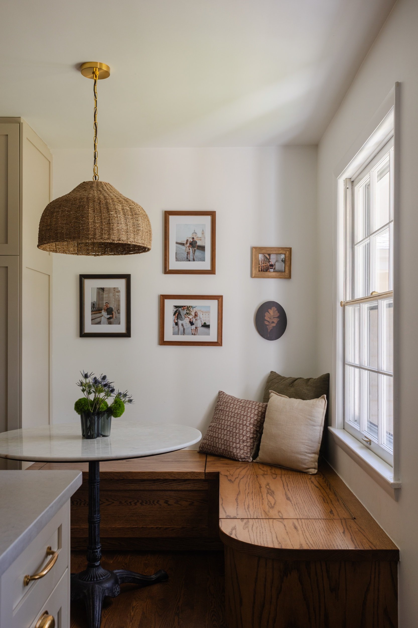 Built-in banquette